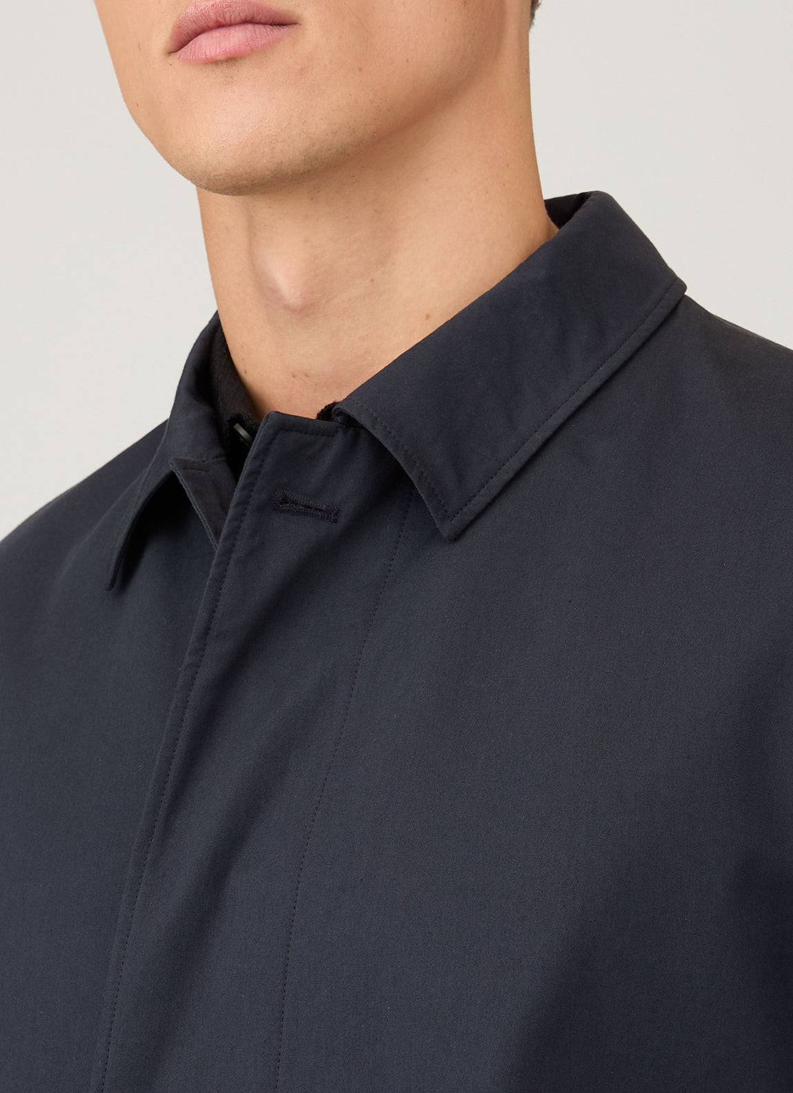 Men's Showerproof Cotton Mac in Navy