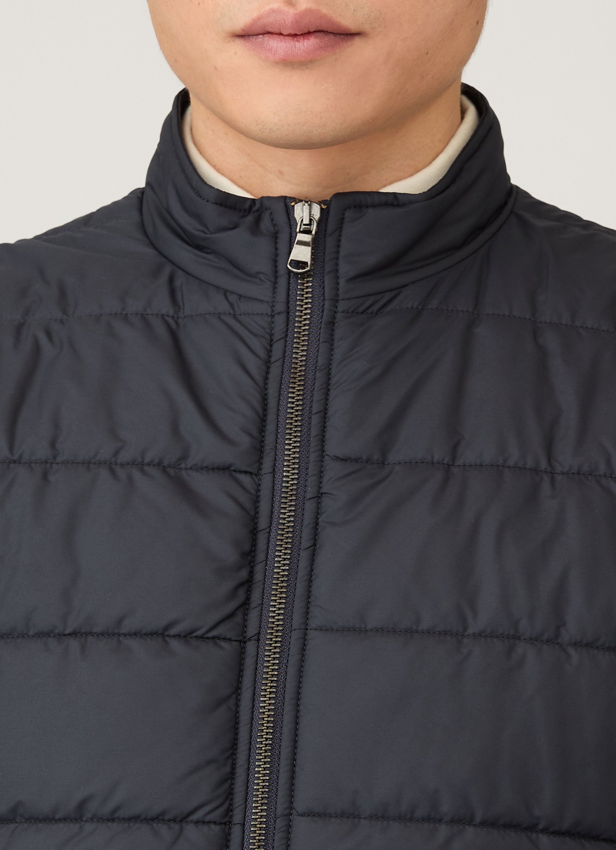 Men's Insulated Gilet in Navy