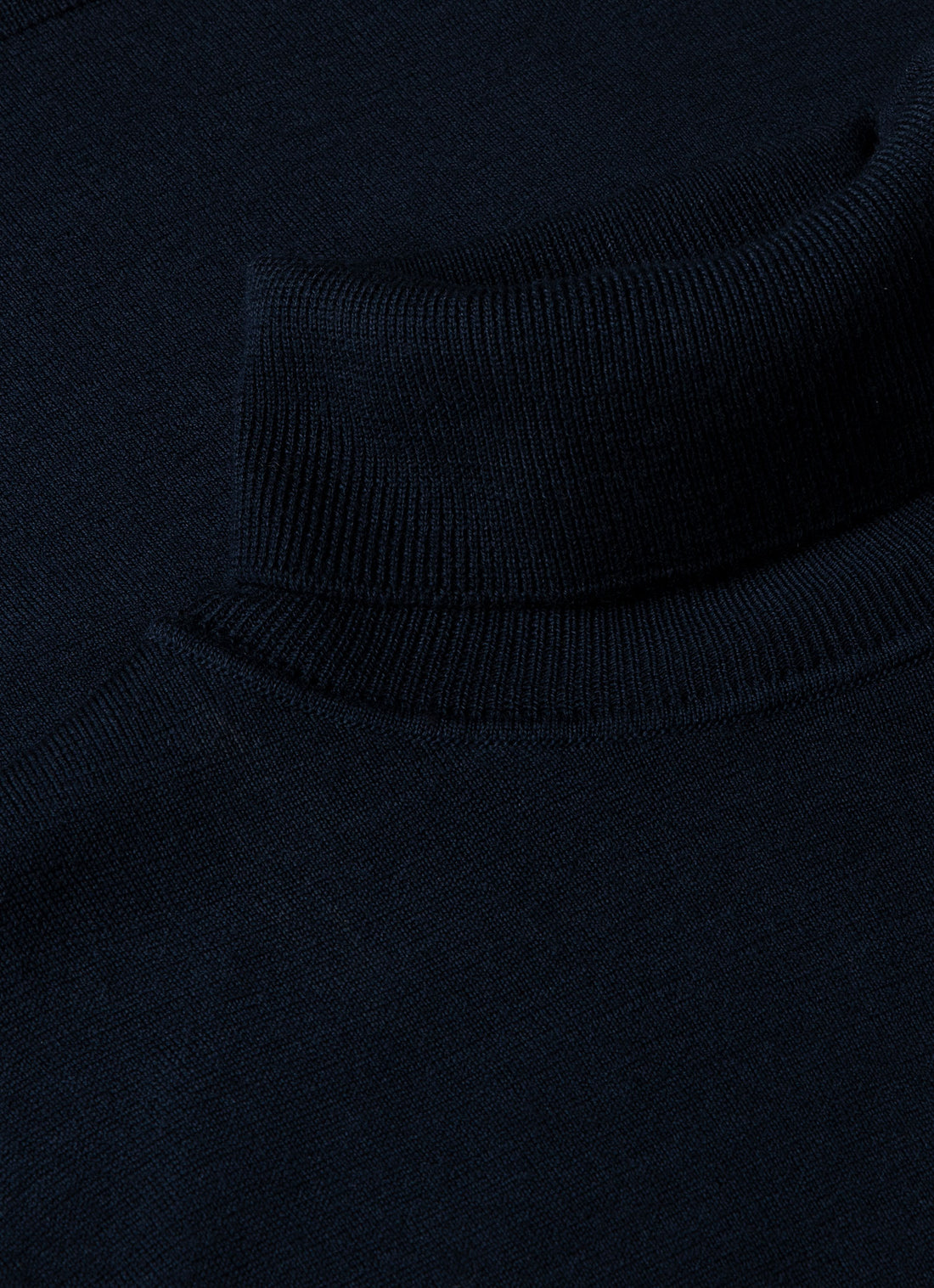 Extra-Fine Merino Roll Neck Jumper