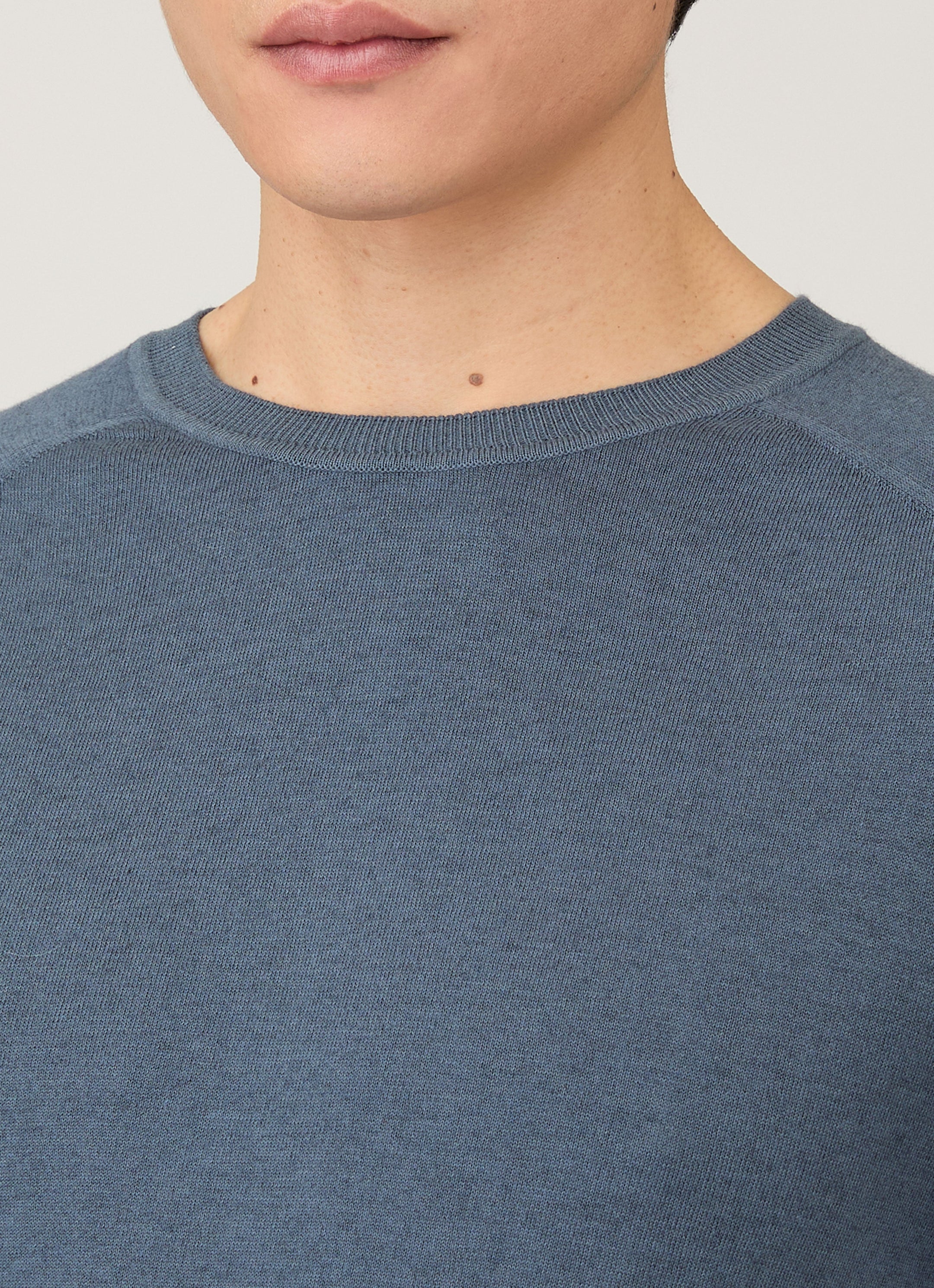 Men's Sea Island Cashmere Crew Neck Jumper in Slate Blue
