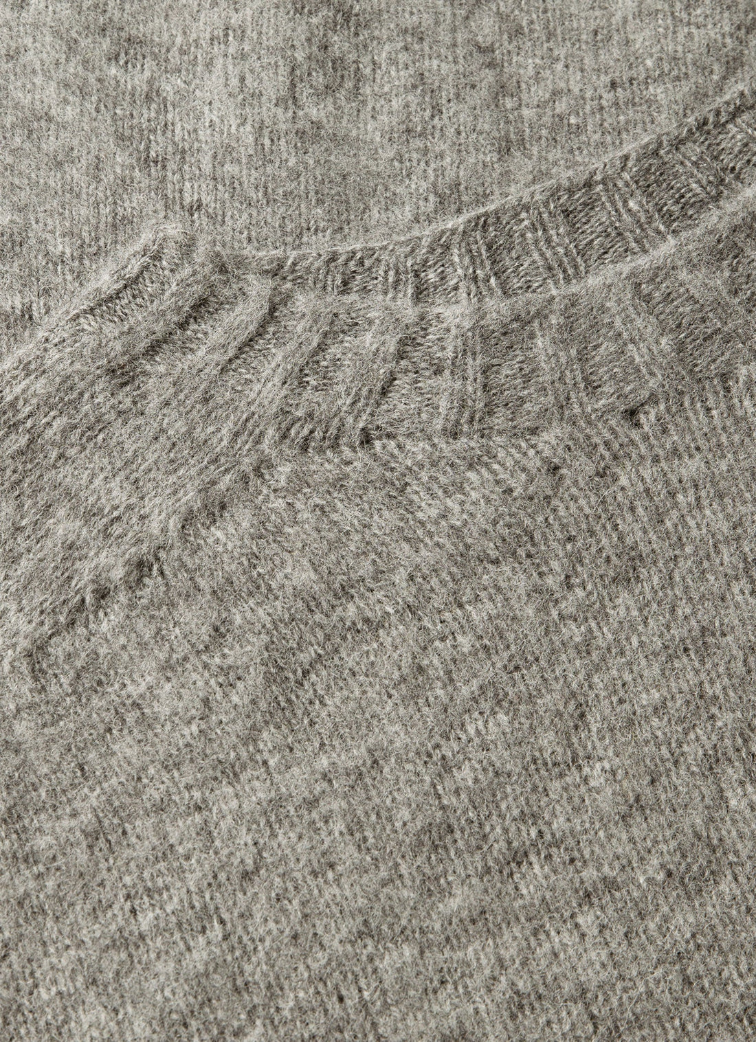 Men's Shetland Crew Neck Jumper in Mid Grey Melange