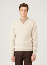 Men's Lambswool V-neck Jumper in Oatmeal Melange