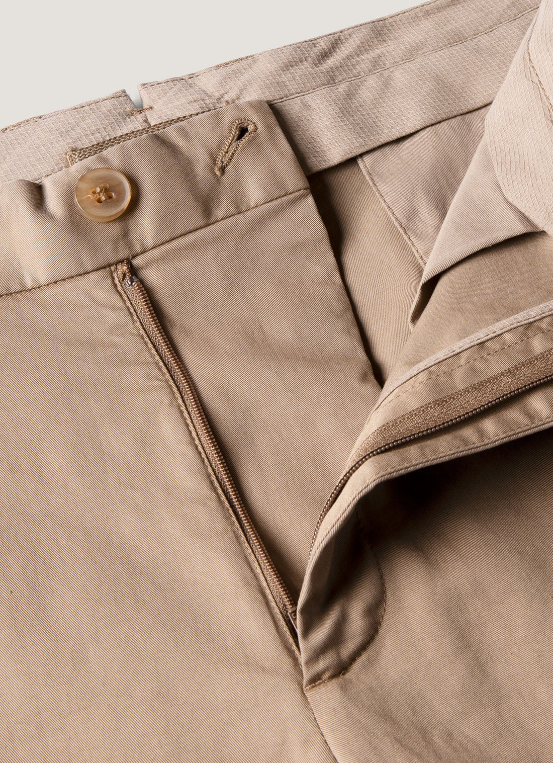 Short chino