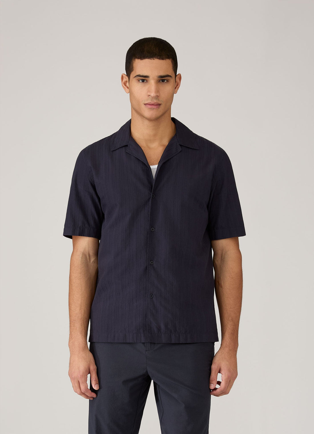Chemise à rayures texturées et col cubain