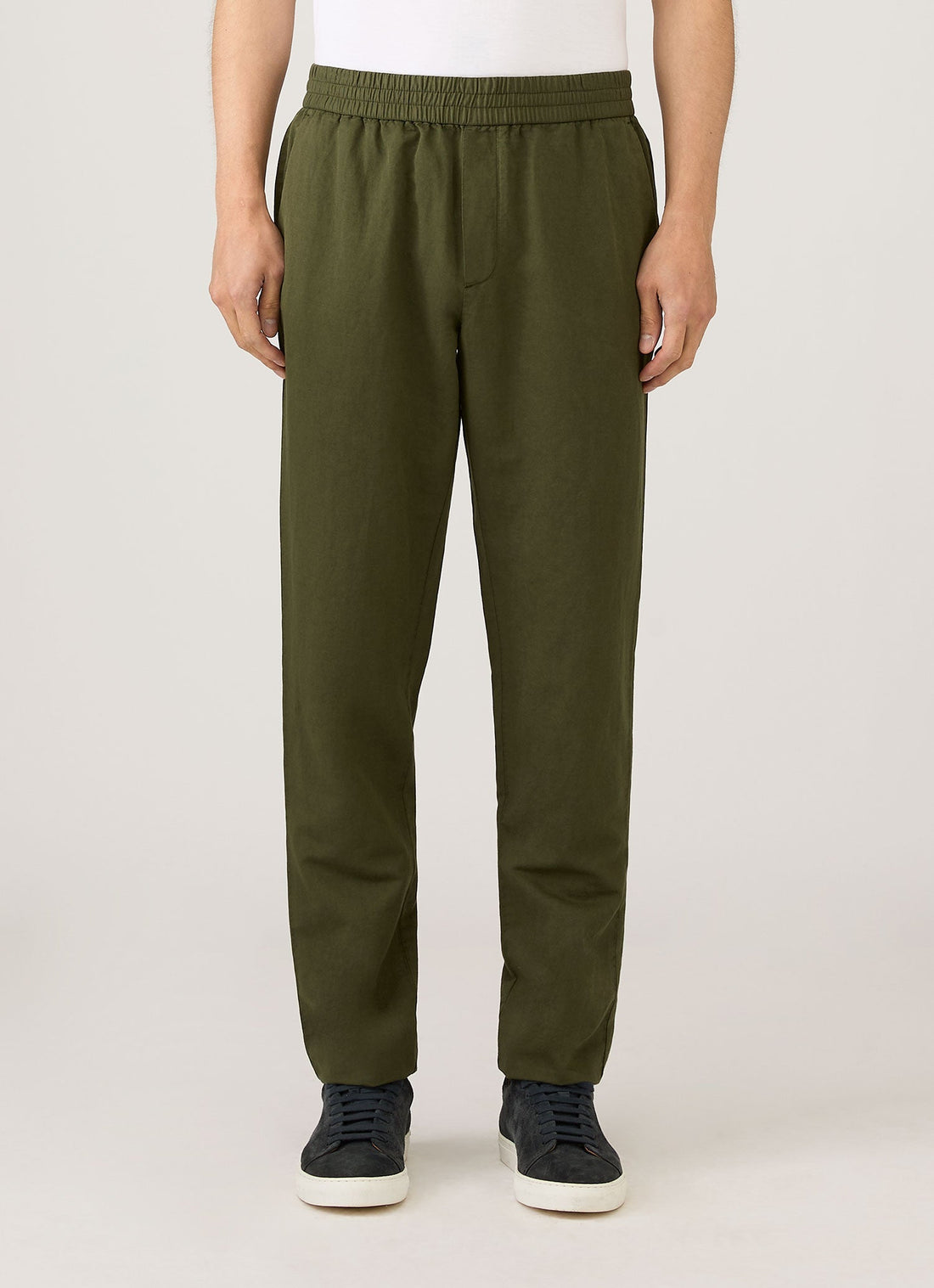 Men's Cotton Linen Drawstring Trouser in Deep Olive