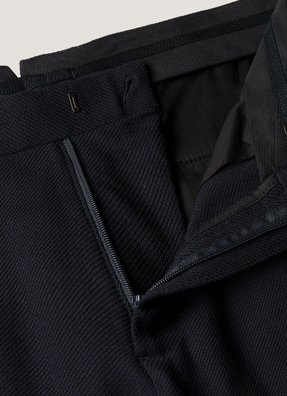 Pantalon en laine texturée