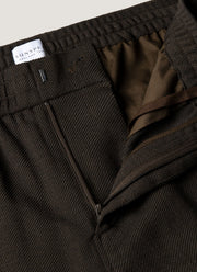Men's Textured Wool Drawstring Trouser in Truffle