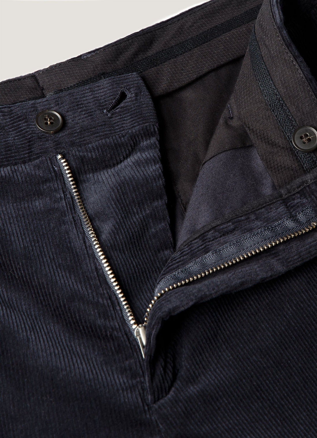 Pantalon en velours côtelé