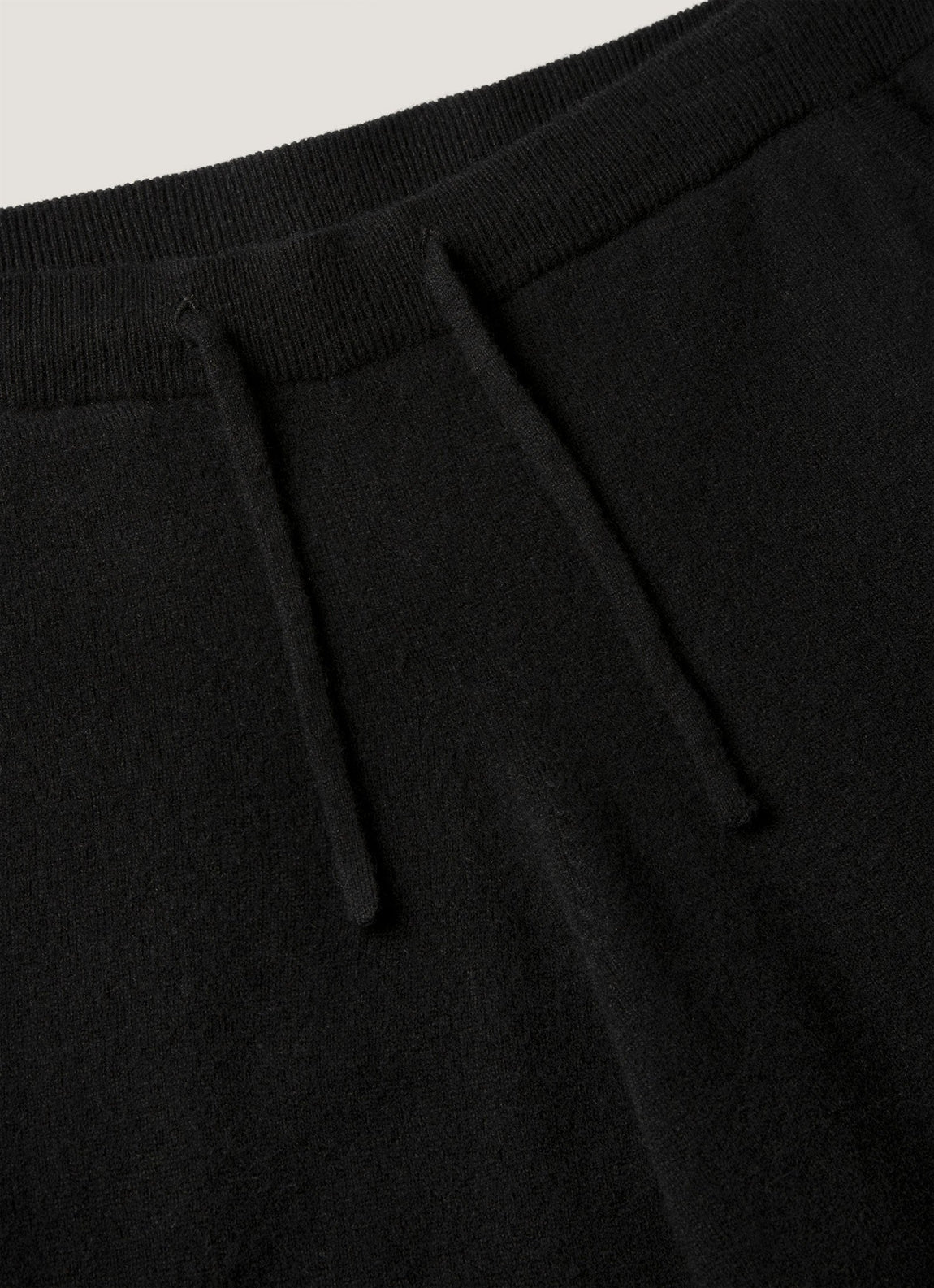 Men's Cashmere Lounge Set in Black