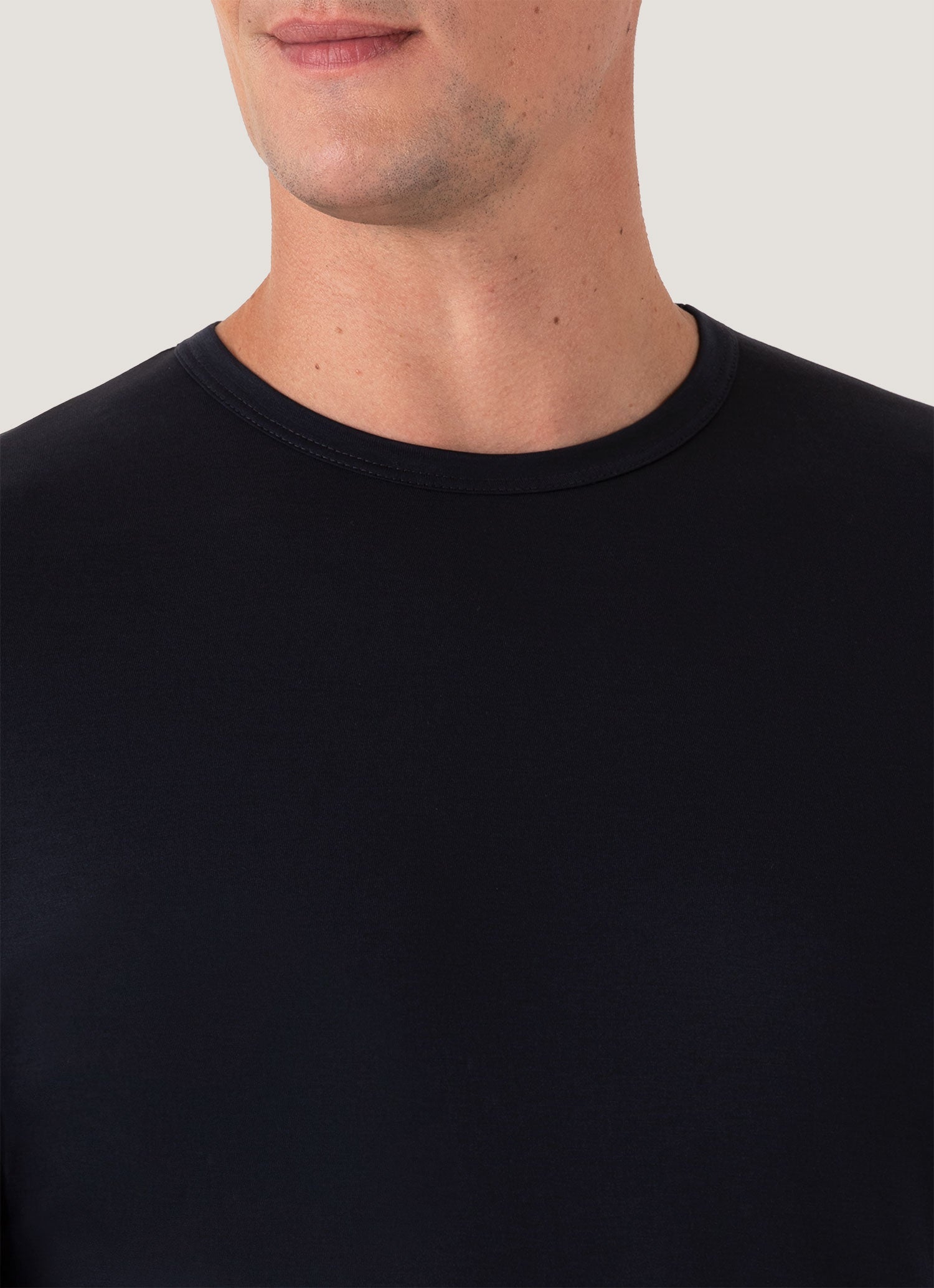 Men's Classic T-shirt in Midnight Navy