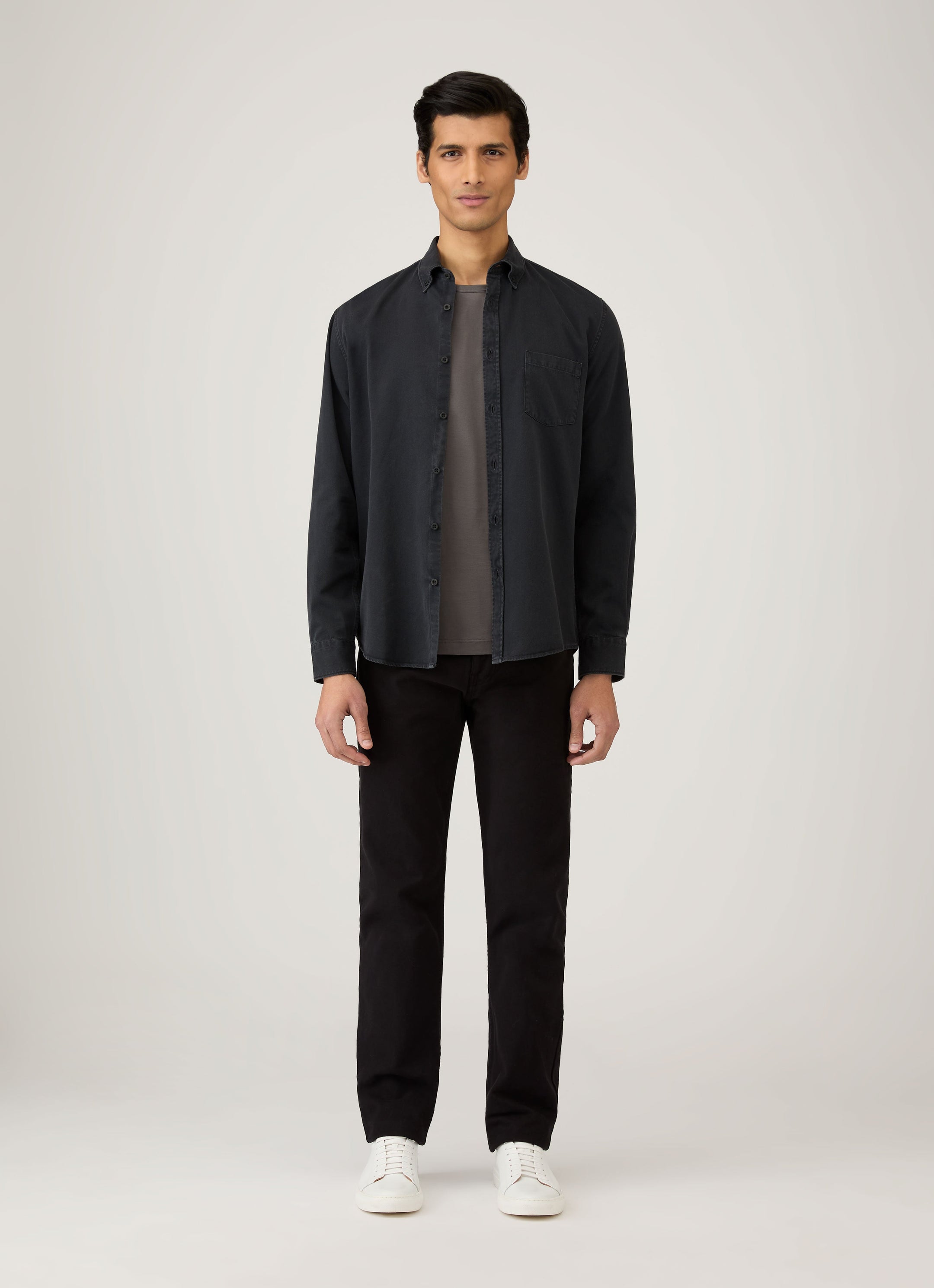 Men's Classic T-shirt in Charcoal