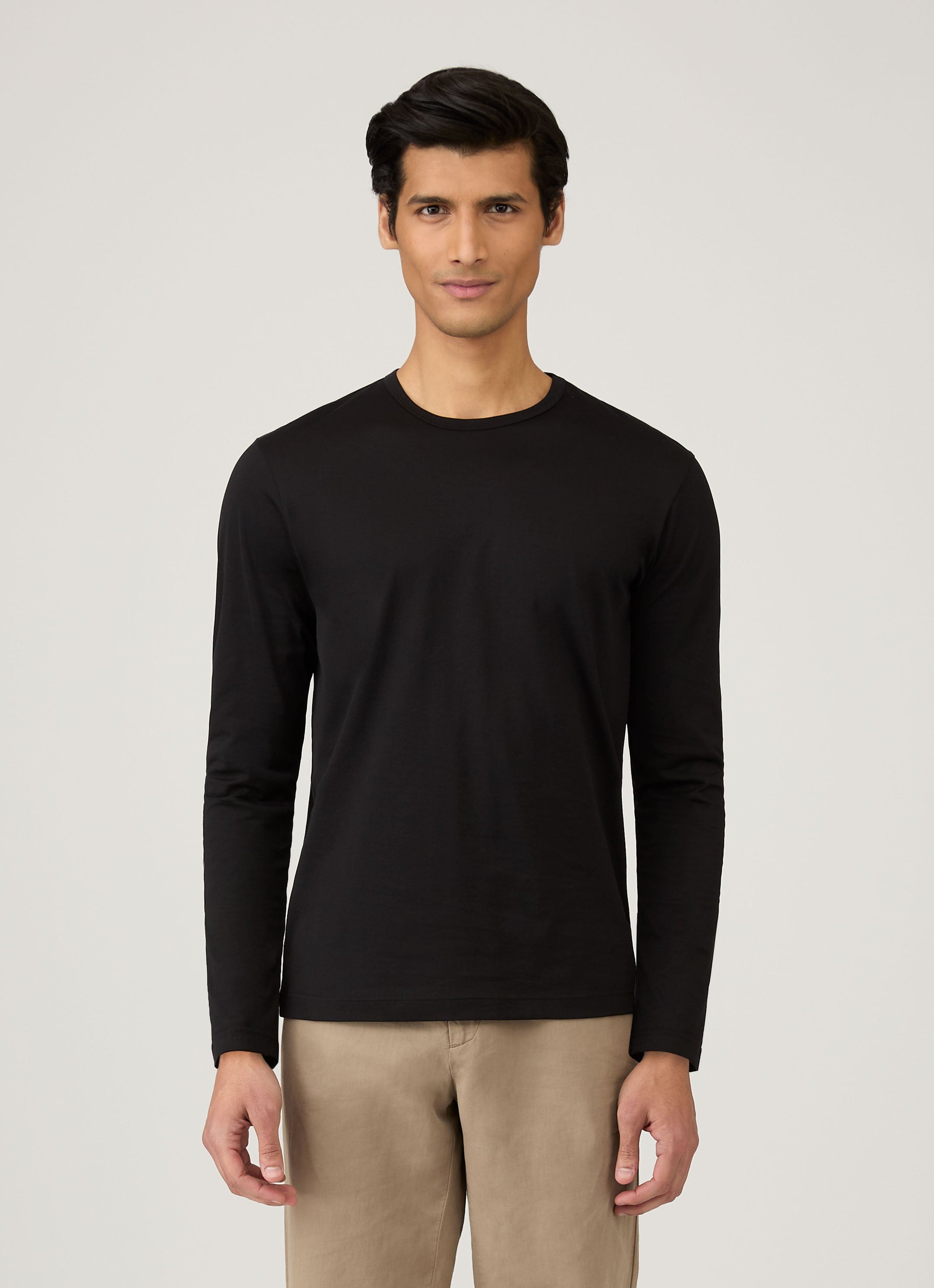Men's Classic Long Sleeve T-shirt in Black