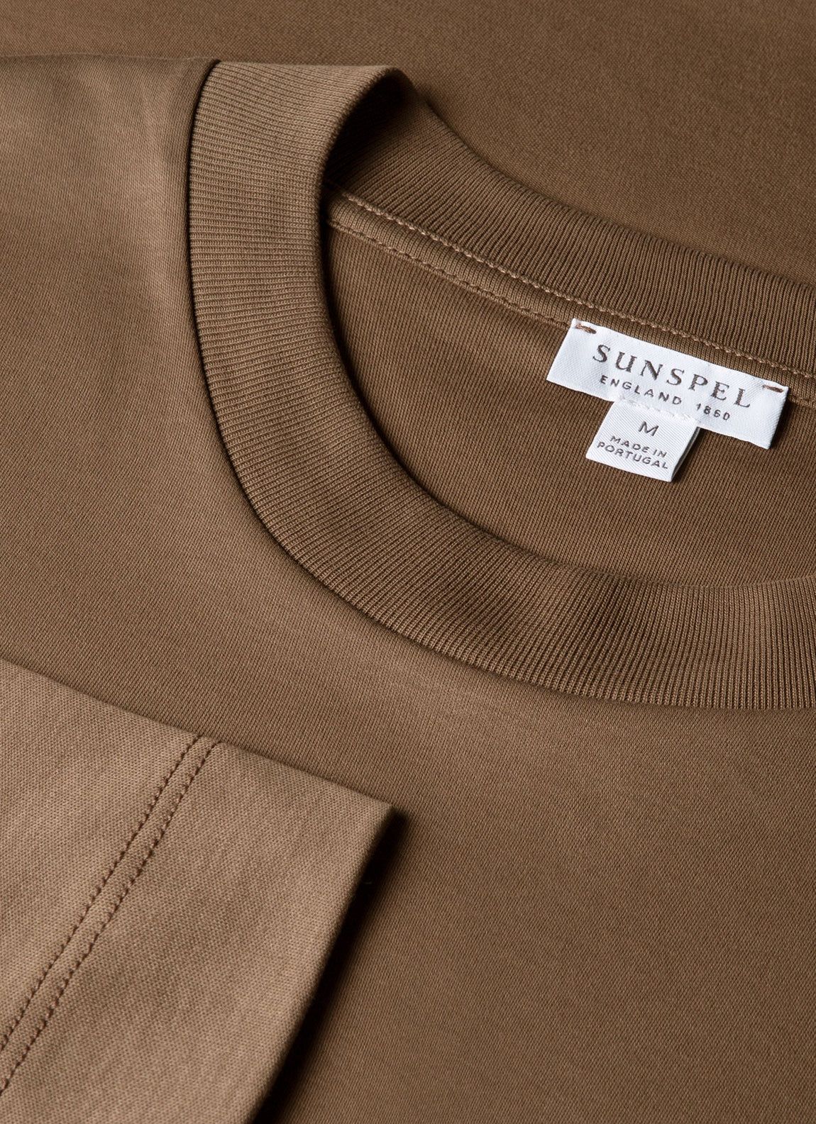 Men's Long Sleeve Heavyweight T-shirt in Dark Cedar