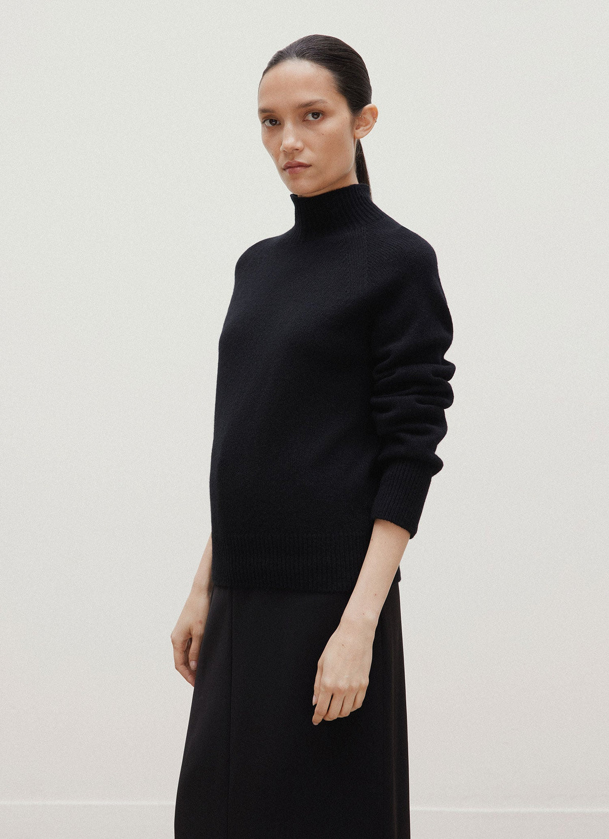 Women's Lambswool Funnel Neck Jumper in Black
