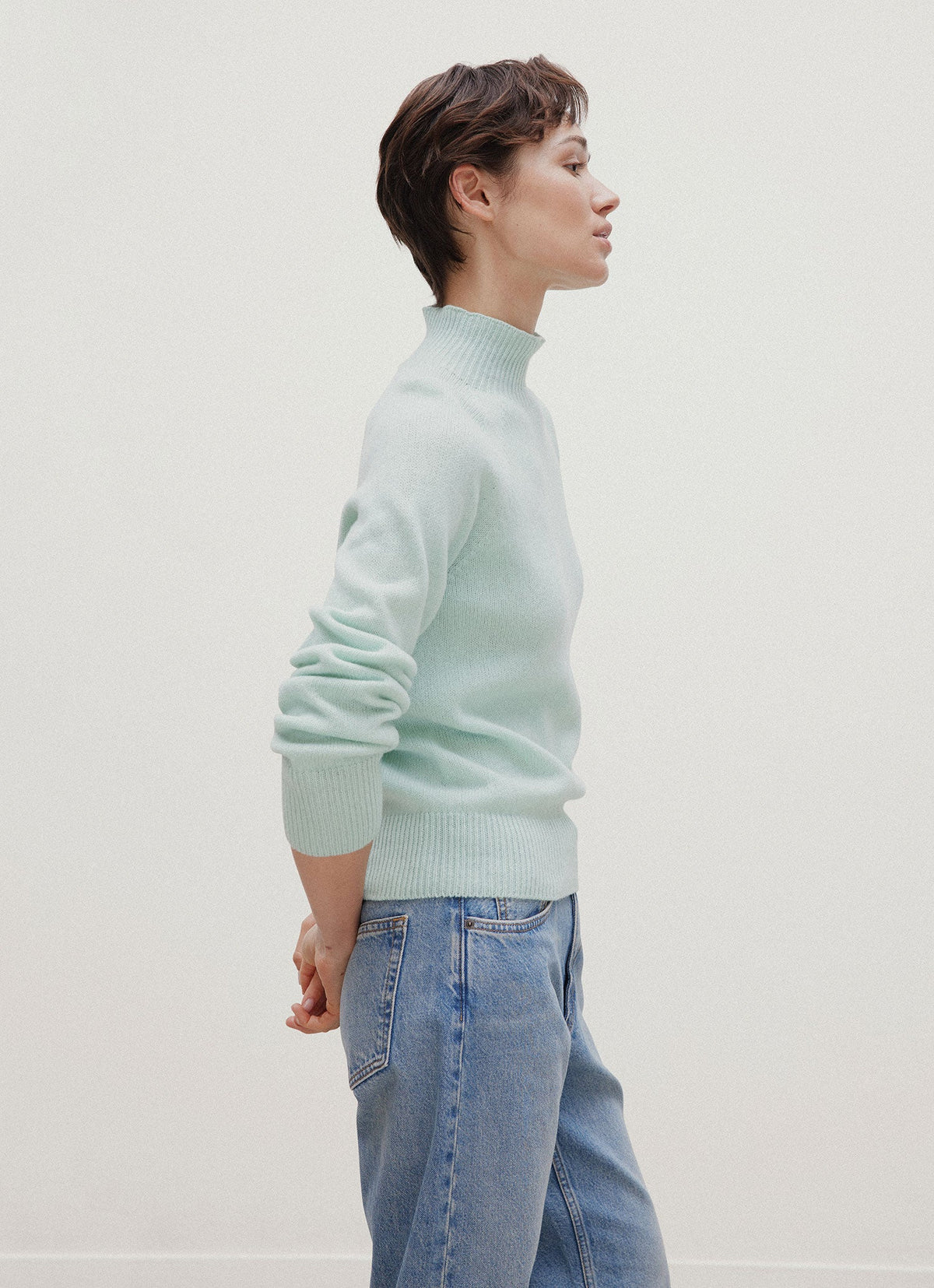 Women's Lambswool Funnel Neck Jumper in Light Green