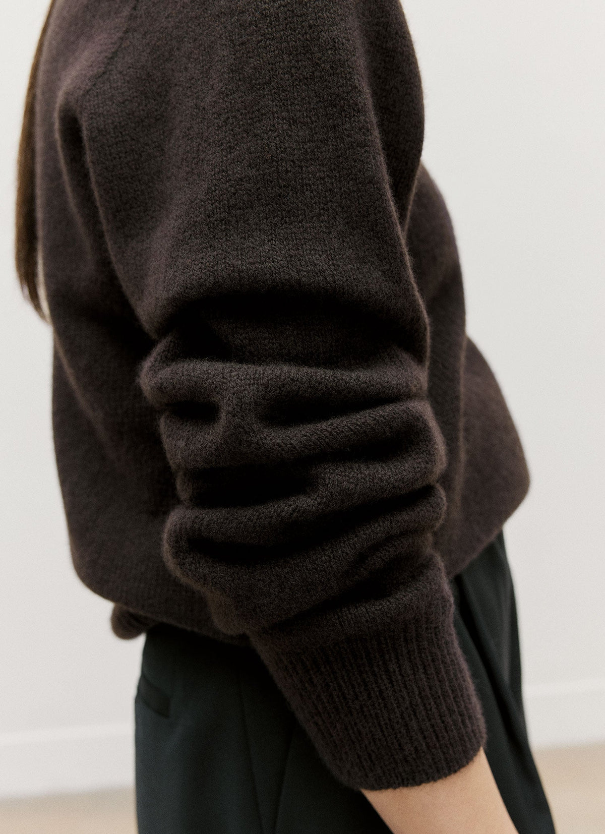 Women's Lambswool Jumper in Truffle