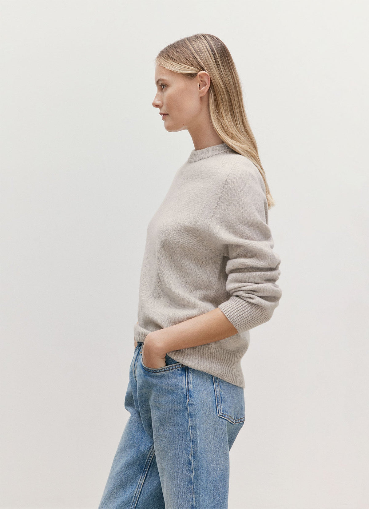Women's Lambswool Jumper in Dove Grey Melange