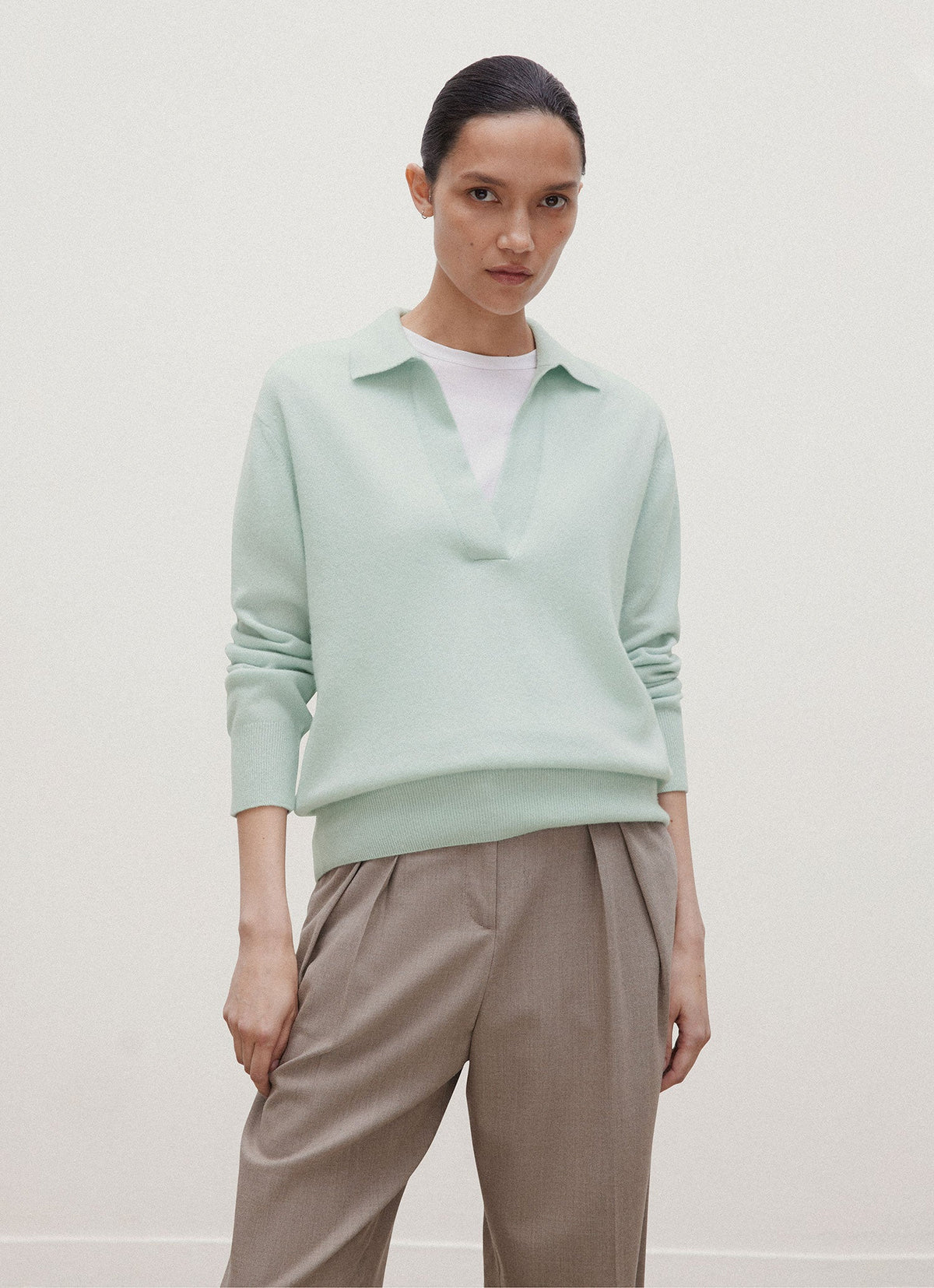 Women's Cashmere Polo Shirt in Light Green