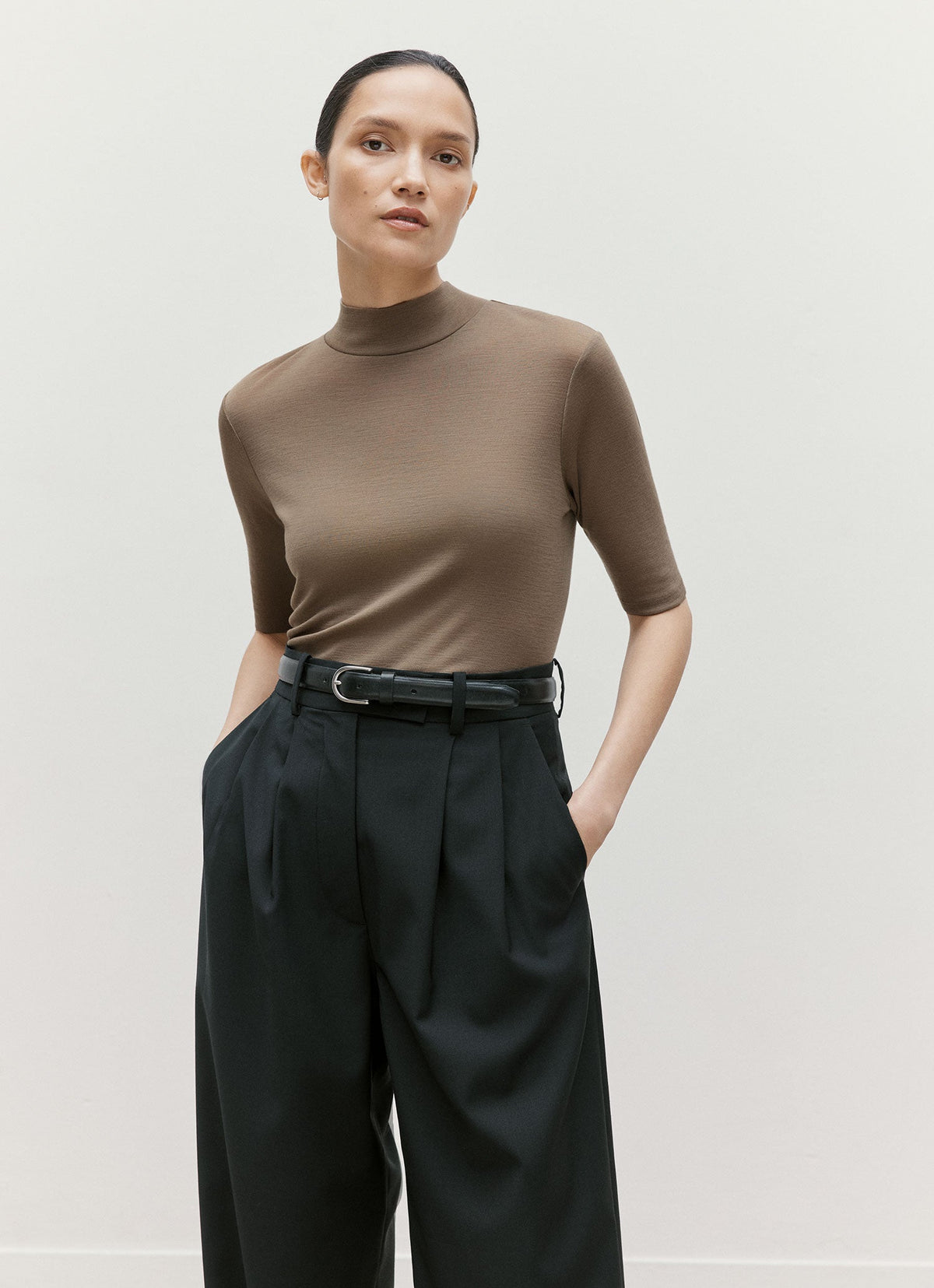 Women's Mock Neck Top in Dark Cedar