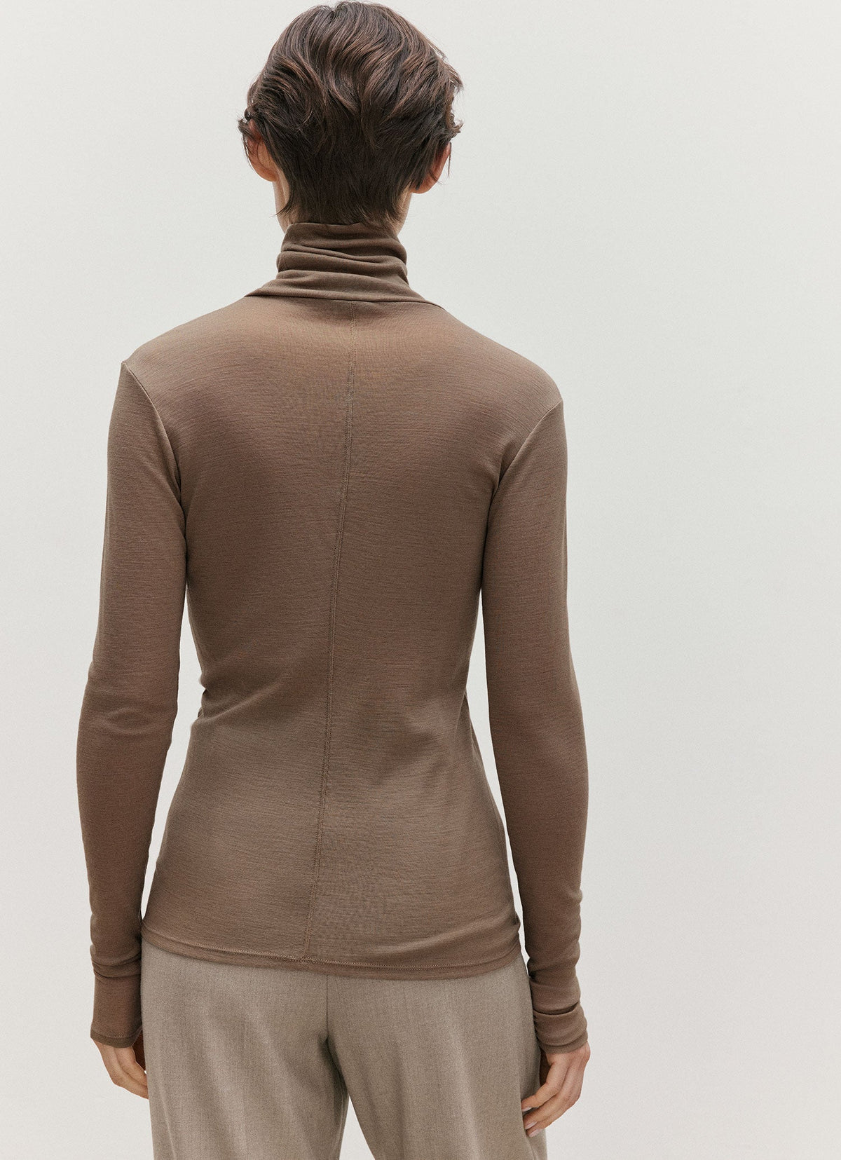 Women's Long Sleeve Funnel Neck Top in Dark Cedar