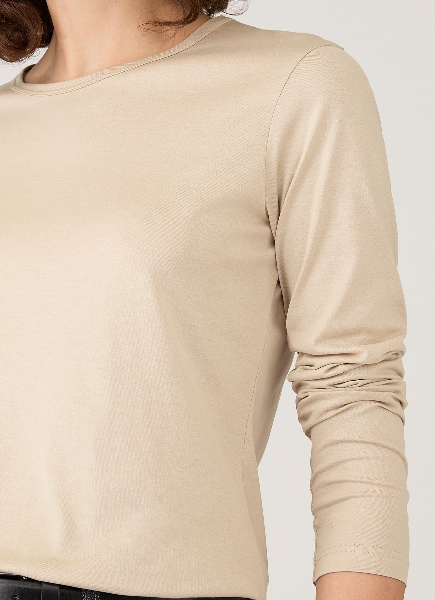 Women's Long Sleeve Classic T-shirt in Hazelwood