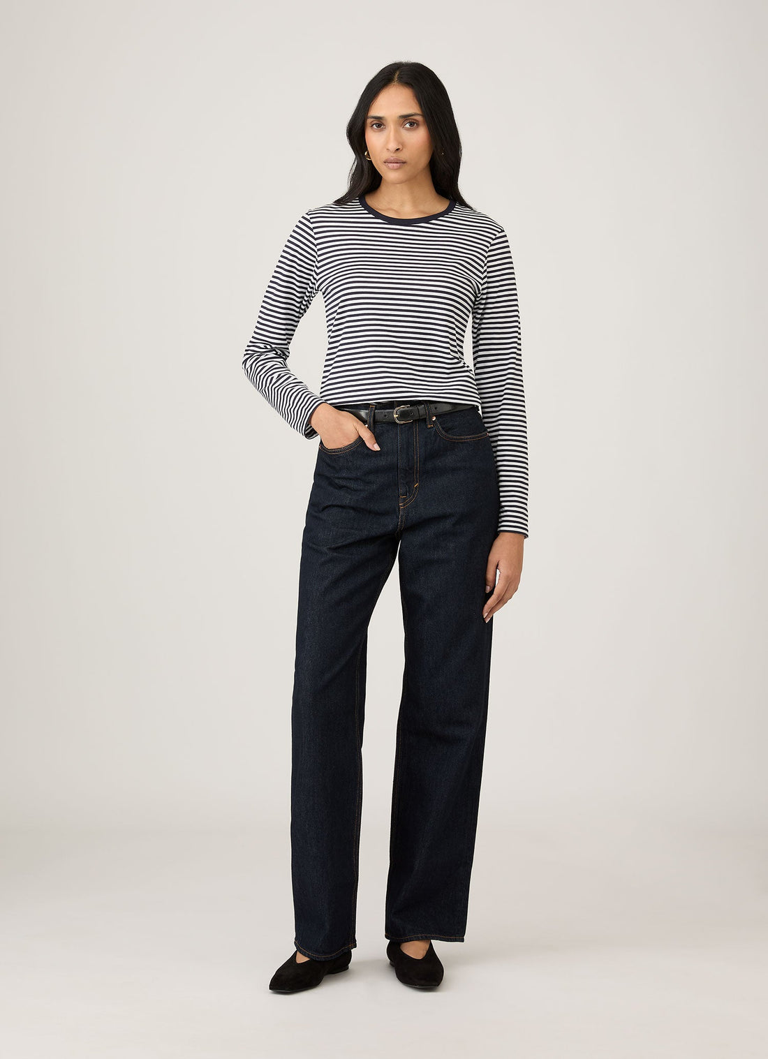 Women's Long Sleeve Classic T-shirt in White/Navy English Stripe