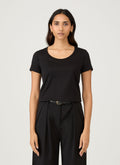 Women's Classic Scoop Neck T-shirt in Black
