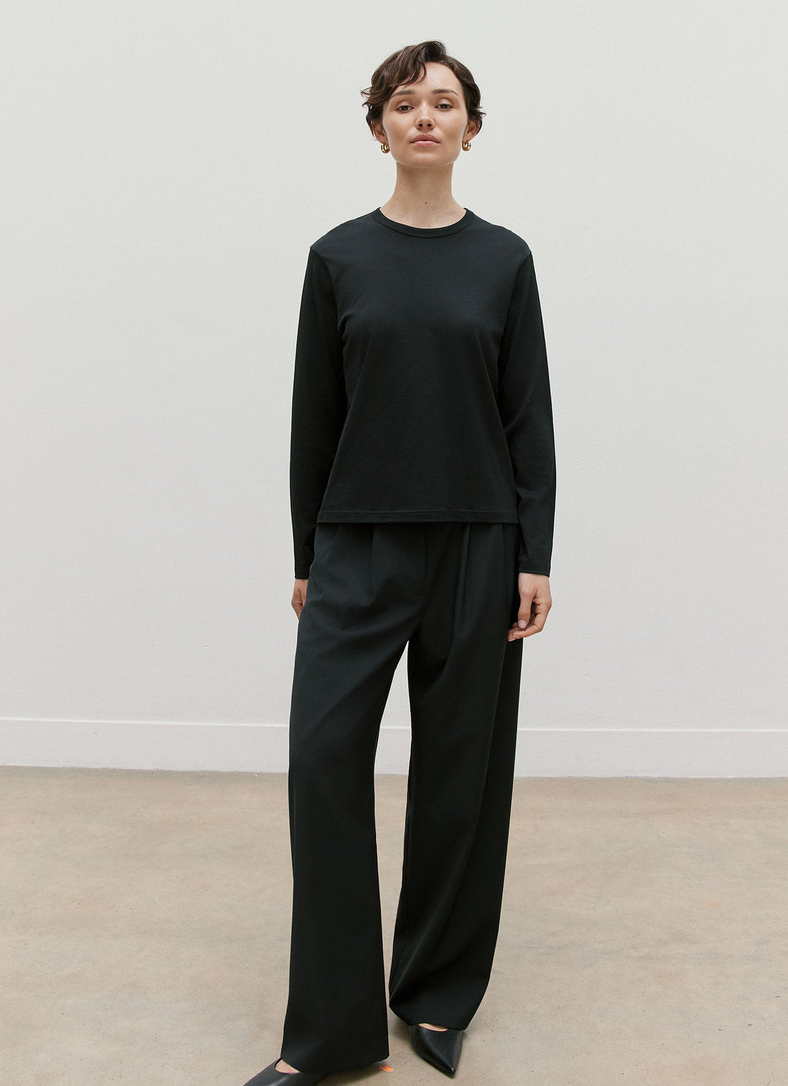 Women's Long Sleeve Everyday T-shirt in Black