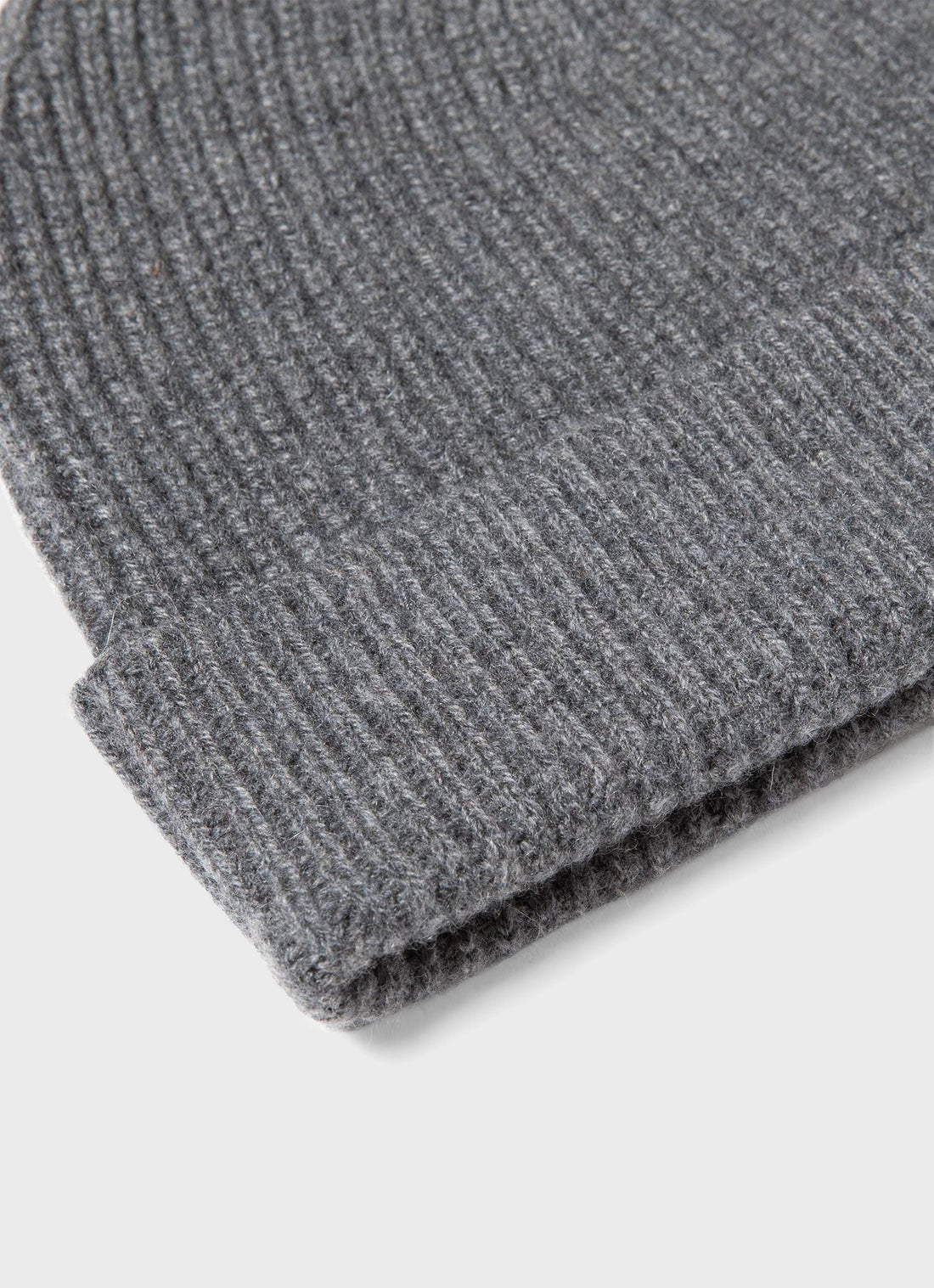 Cashmere Ribbed Hat in Grey Melange