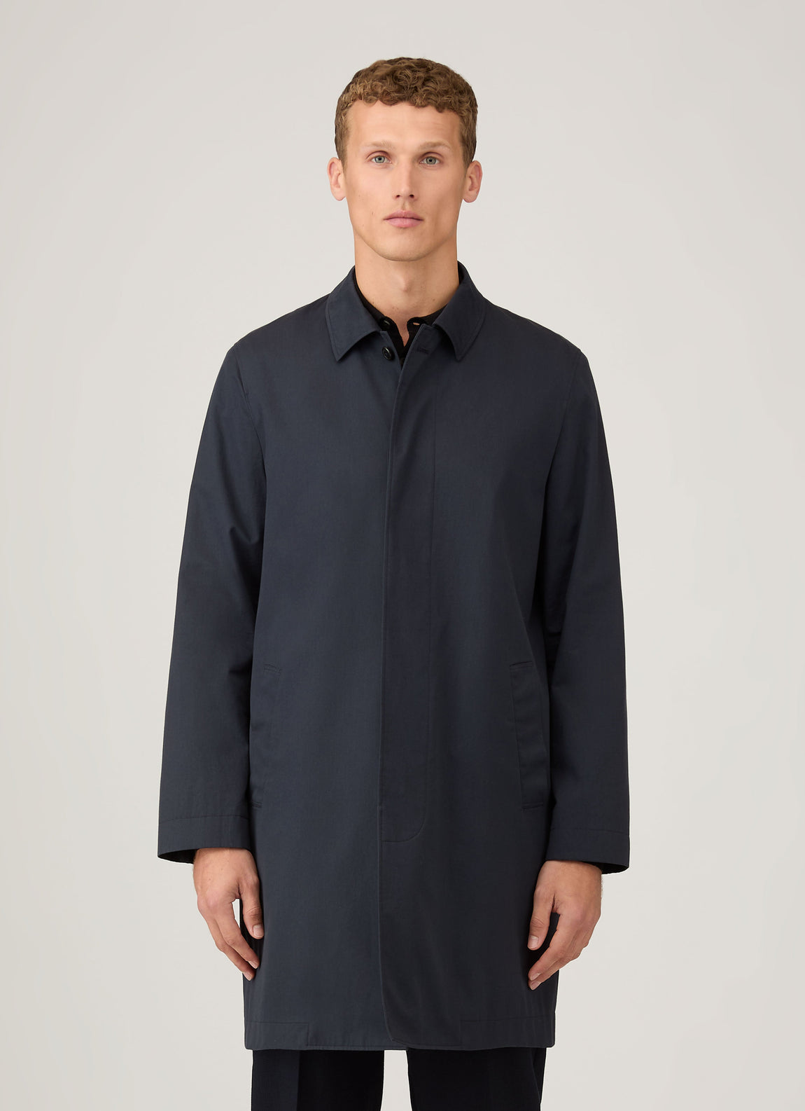 Men's Showerproof Cotton Mac in Navy