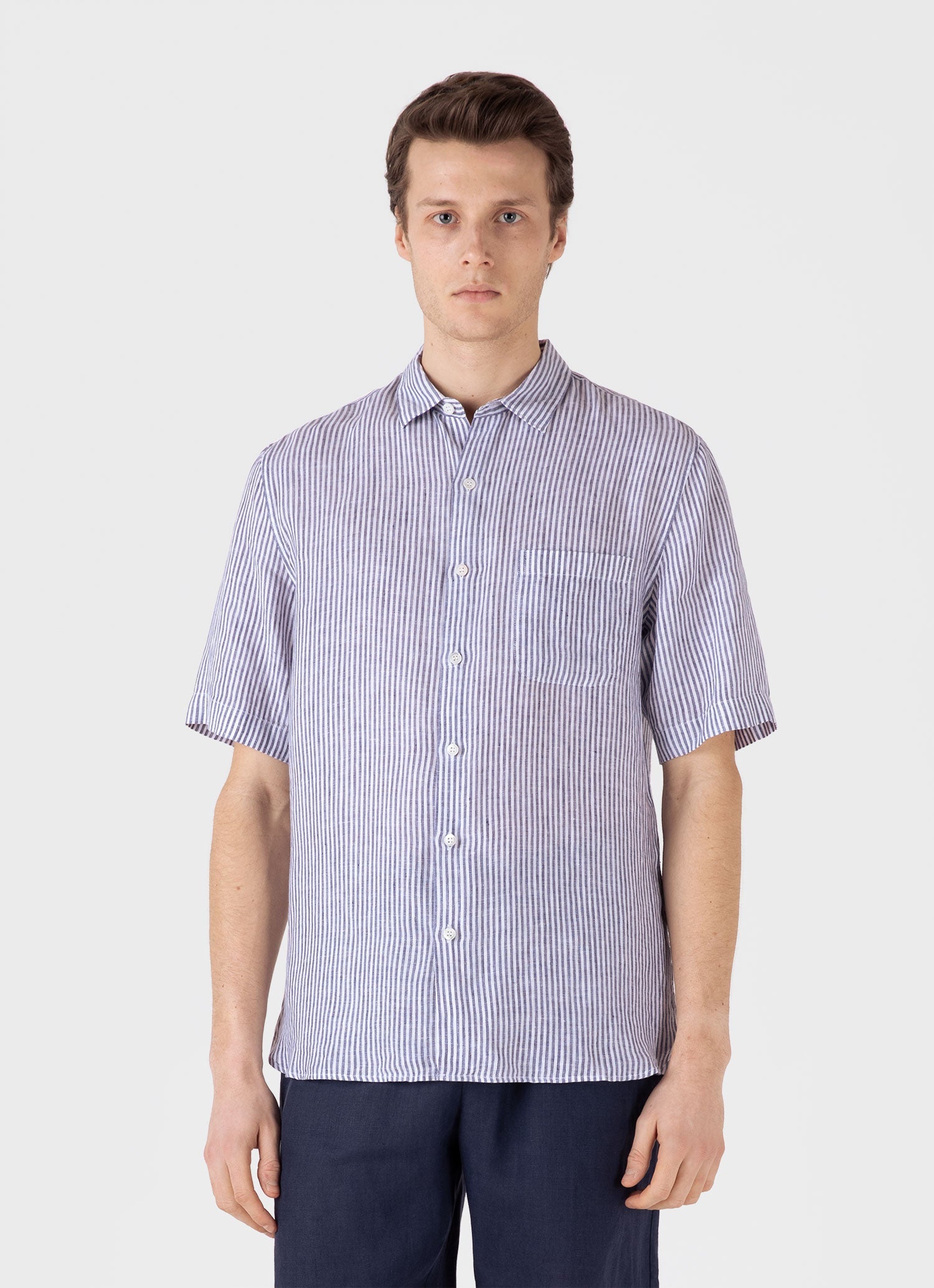 Men's Short Sleeve Linen Shirt in Navy/White Classic Stripe
