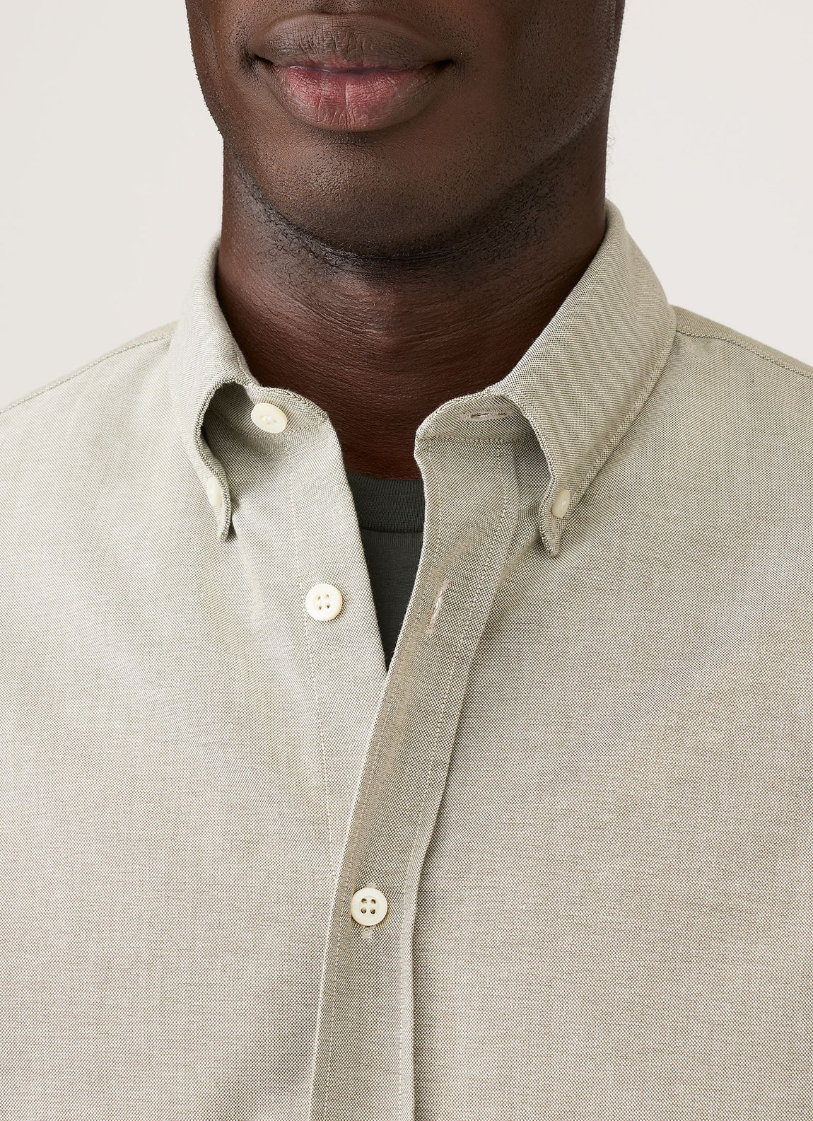 Men's Button Down Oxford Shirt in Light Khaki