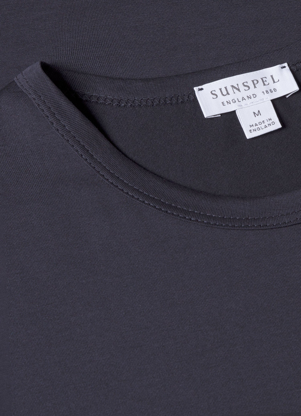Men's Classic T-shirt in Navy