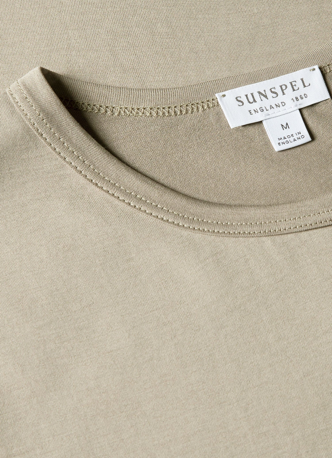 Men's Classic T-shirt in Fog