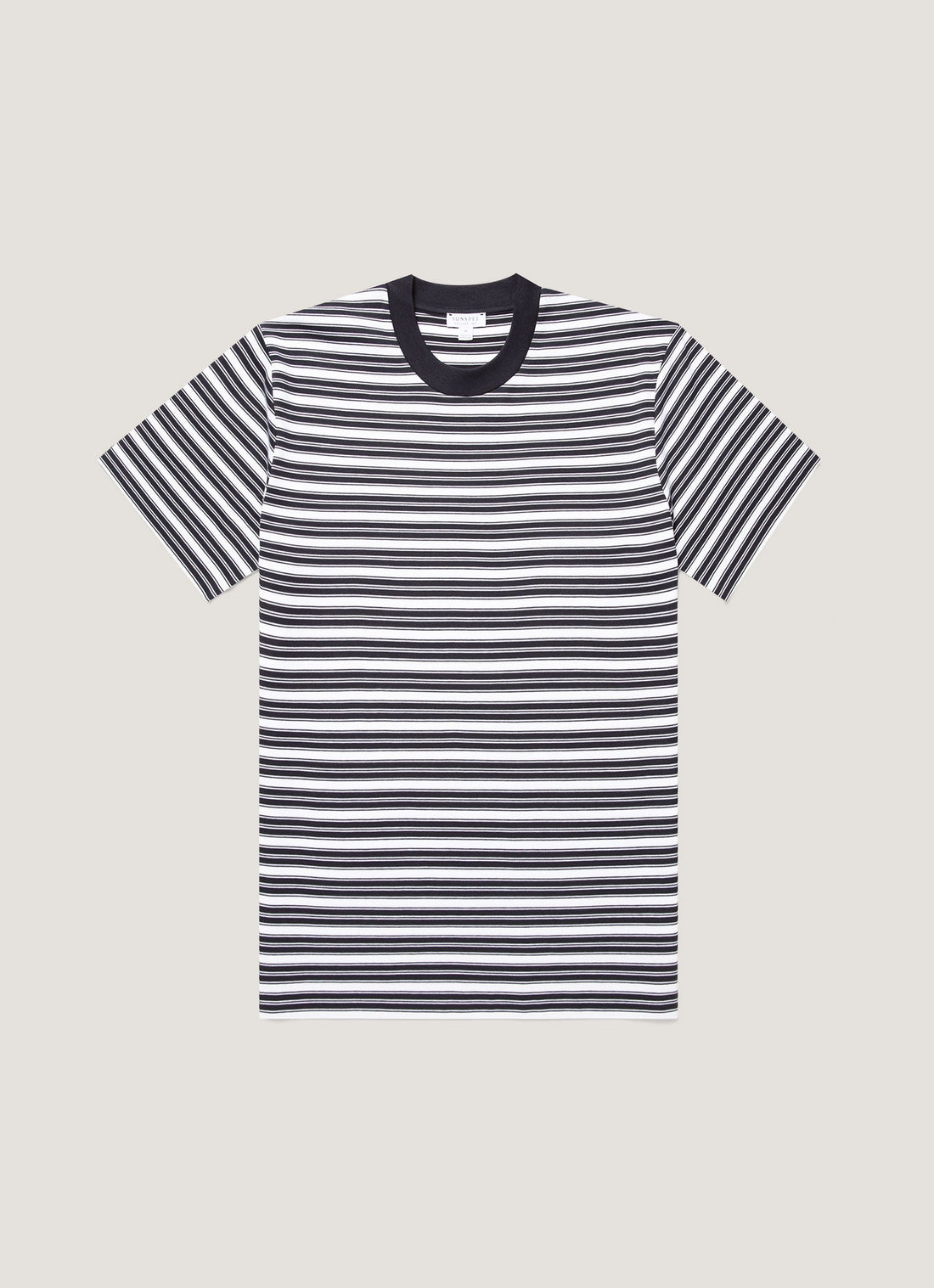 Men's Relaxed Fit Heavyweight T-shirt in White/Navy