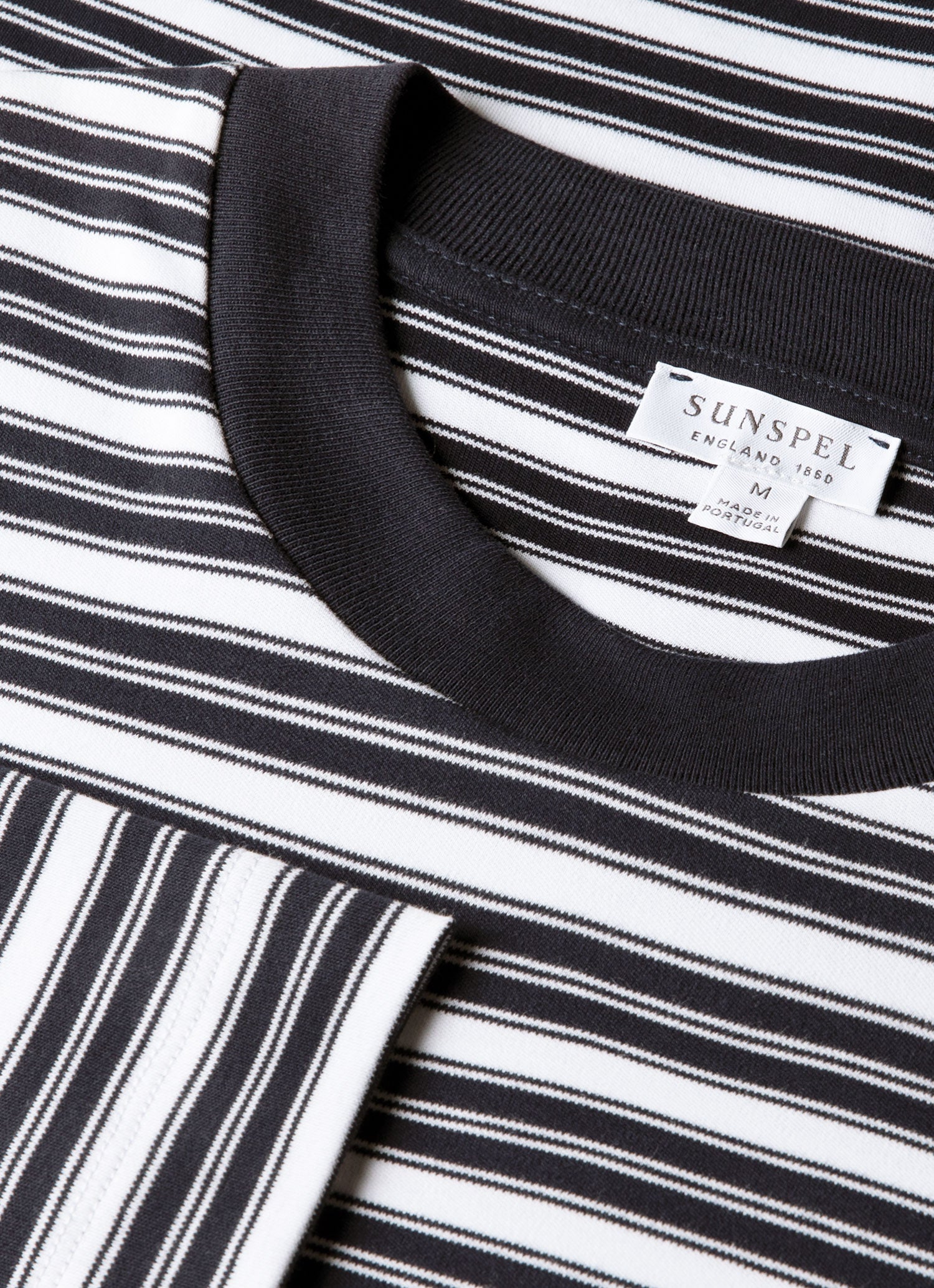 Men's Long Sleeve Heavyweight T-shirt in White/Navy