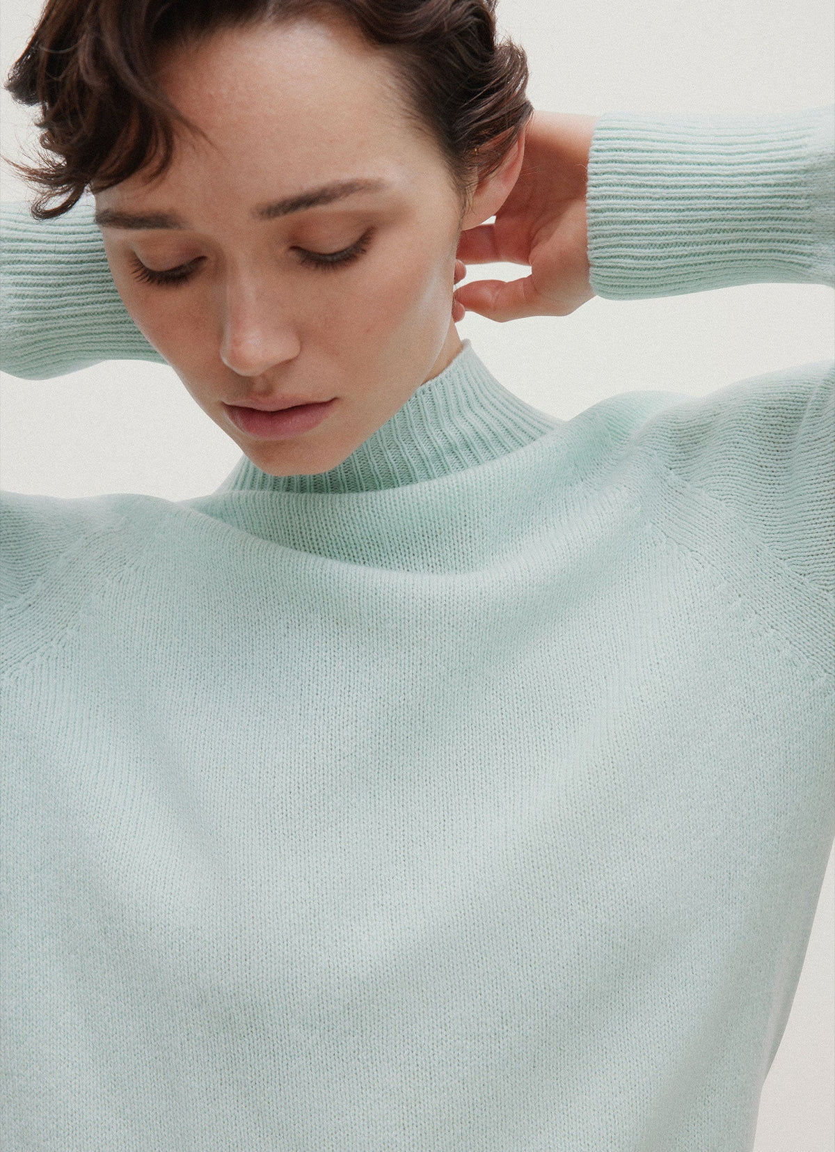 Women's Lambswool Funnel Neck Jumper in Light Green