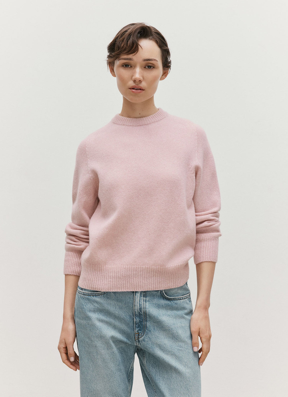 Women's Lambswool Jumper in Cherry Blossom