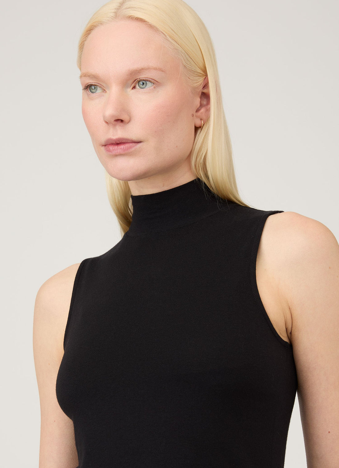 Women's Sleeveless High Neck Top in Black