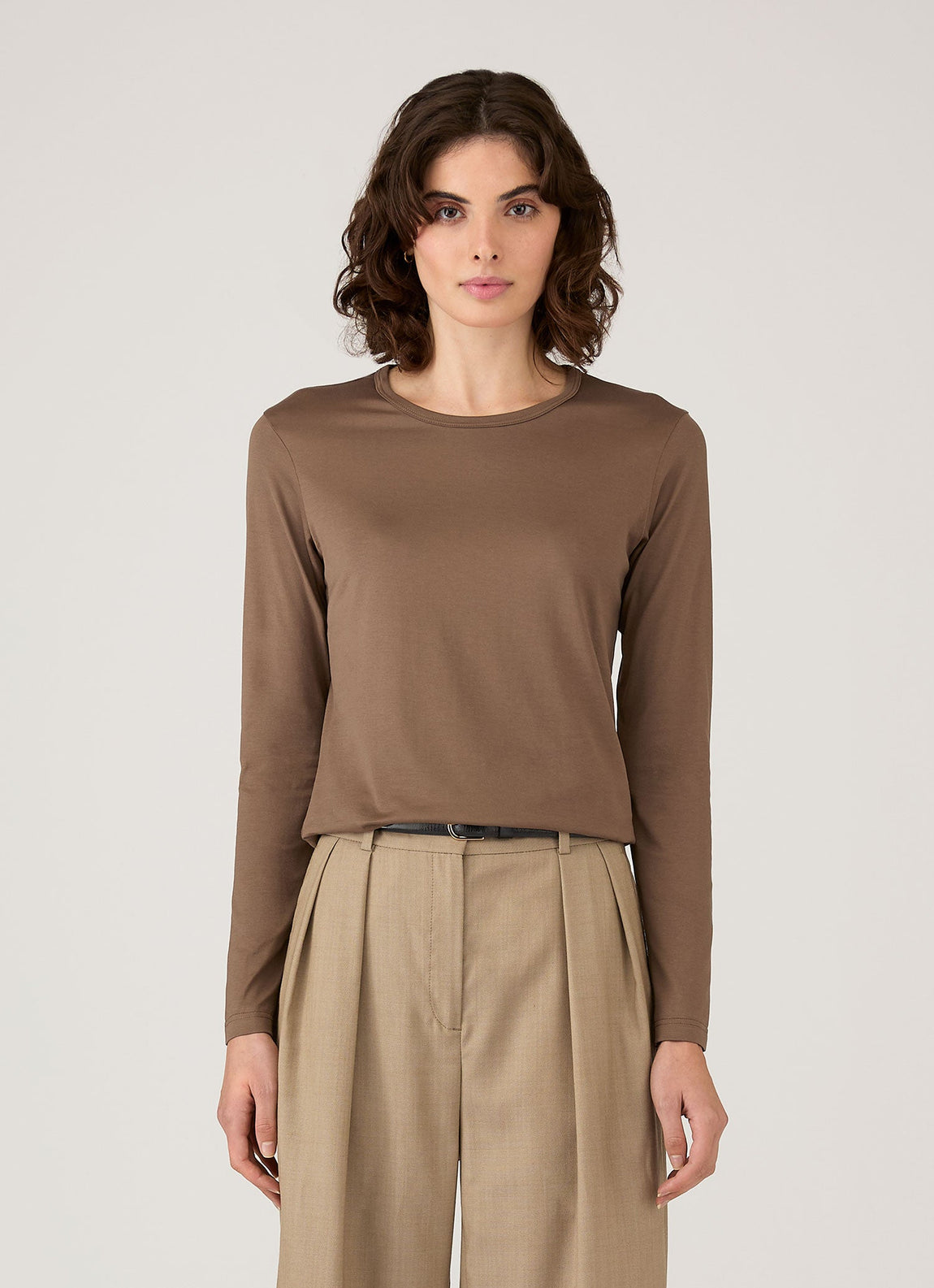 Women's Long Sleeve Classic T-shirt in Dark Cedar