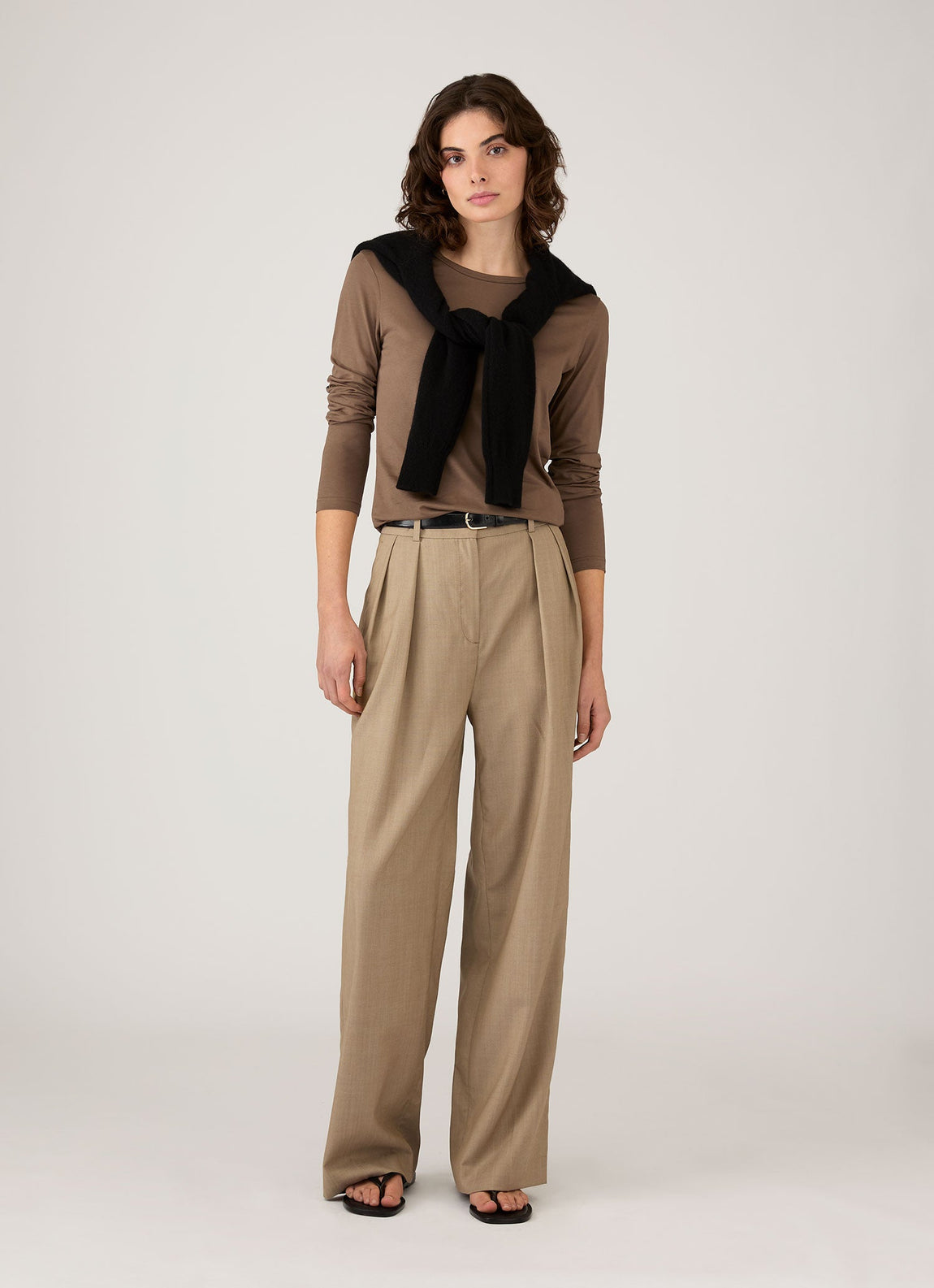 Women's Long Sleeve Classic T-shirt in Dark Cedar