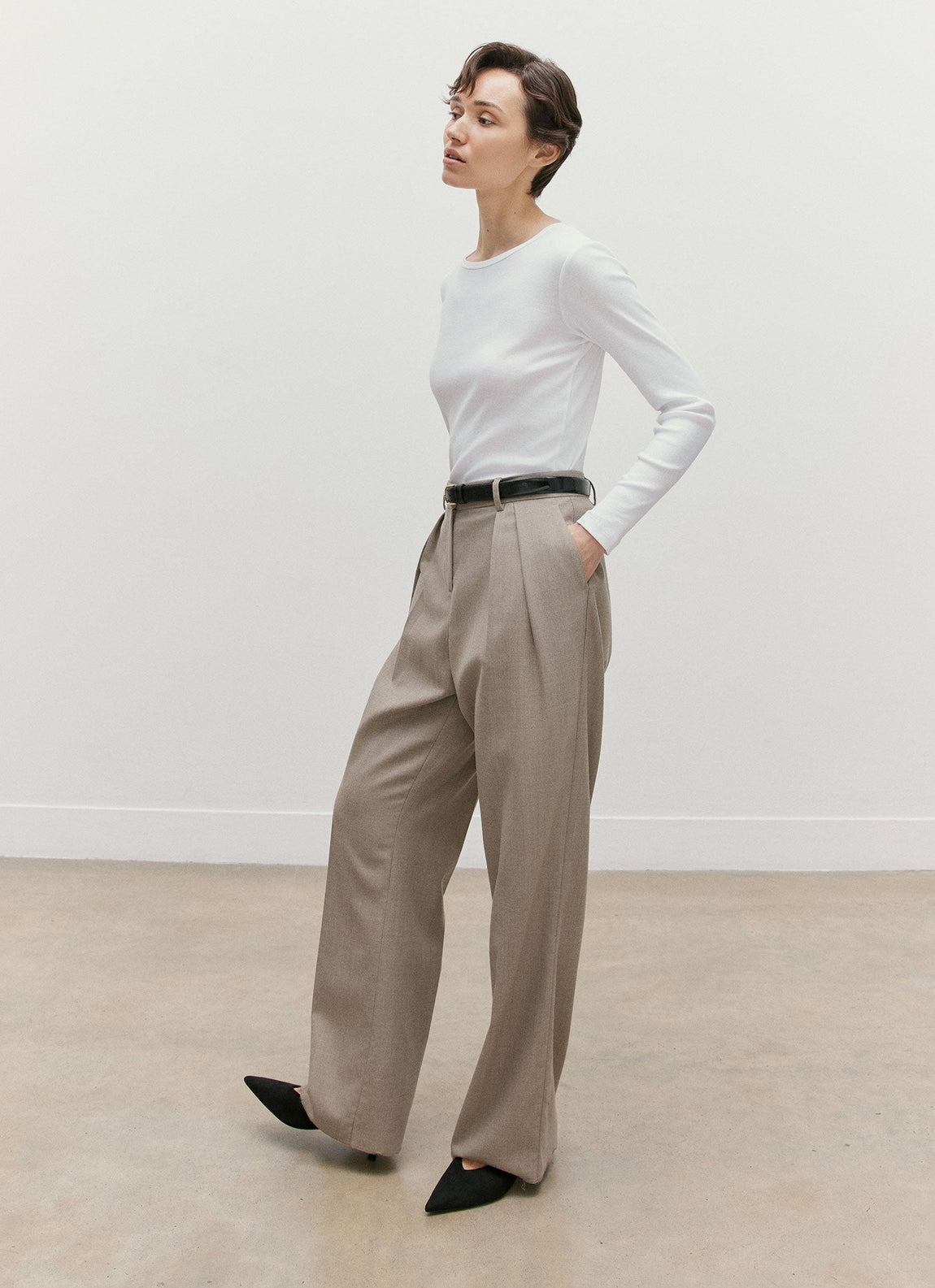 Women's Ribbed Long Sleeve T-shirt in White