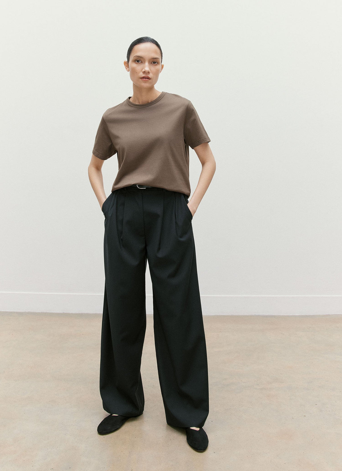 Women's Everyday T-shirt in Dark Cedar