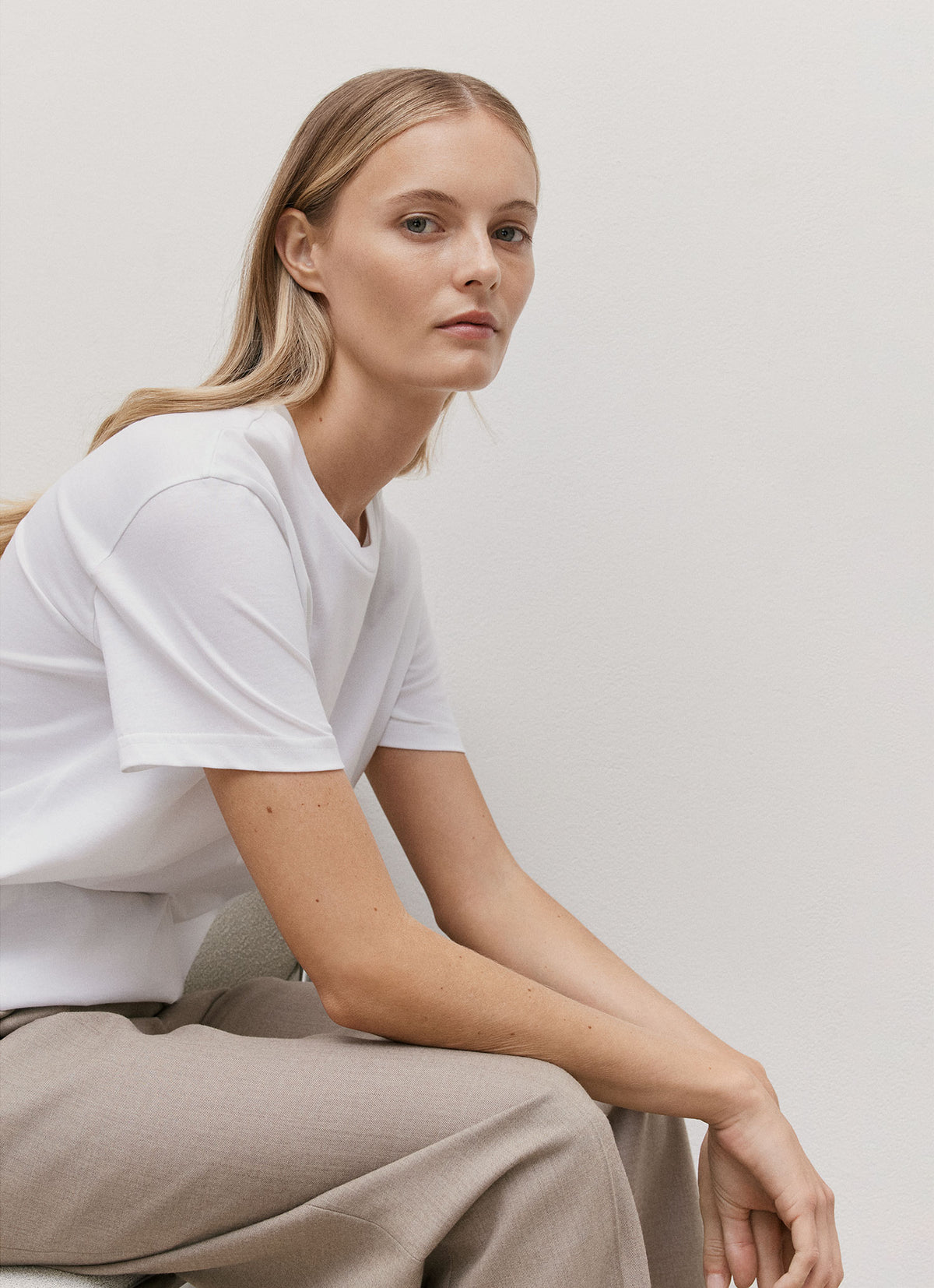 Women's Boy Fit T-shirt in White