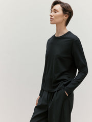 Women's Long Sleeve Everyday T-shirt in Black