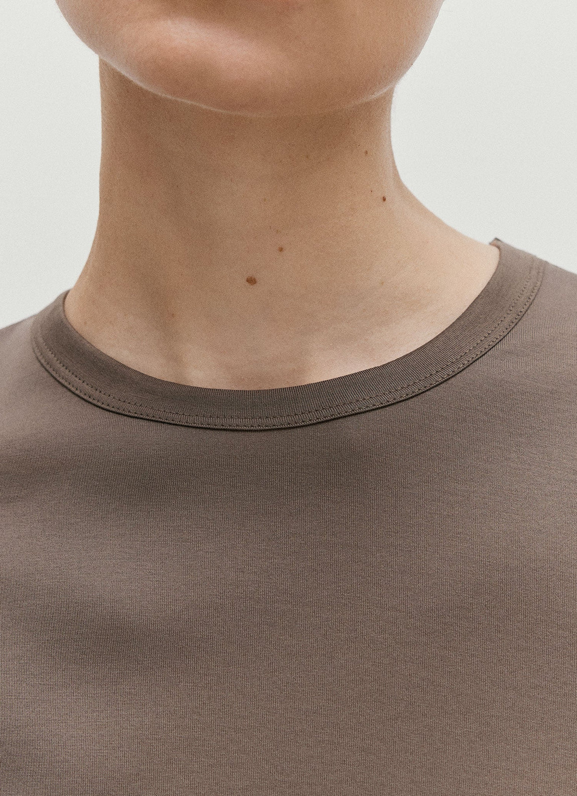 Women's Long Sleeve Everyday T-shirt in Dark Cedar