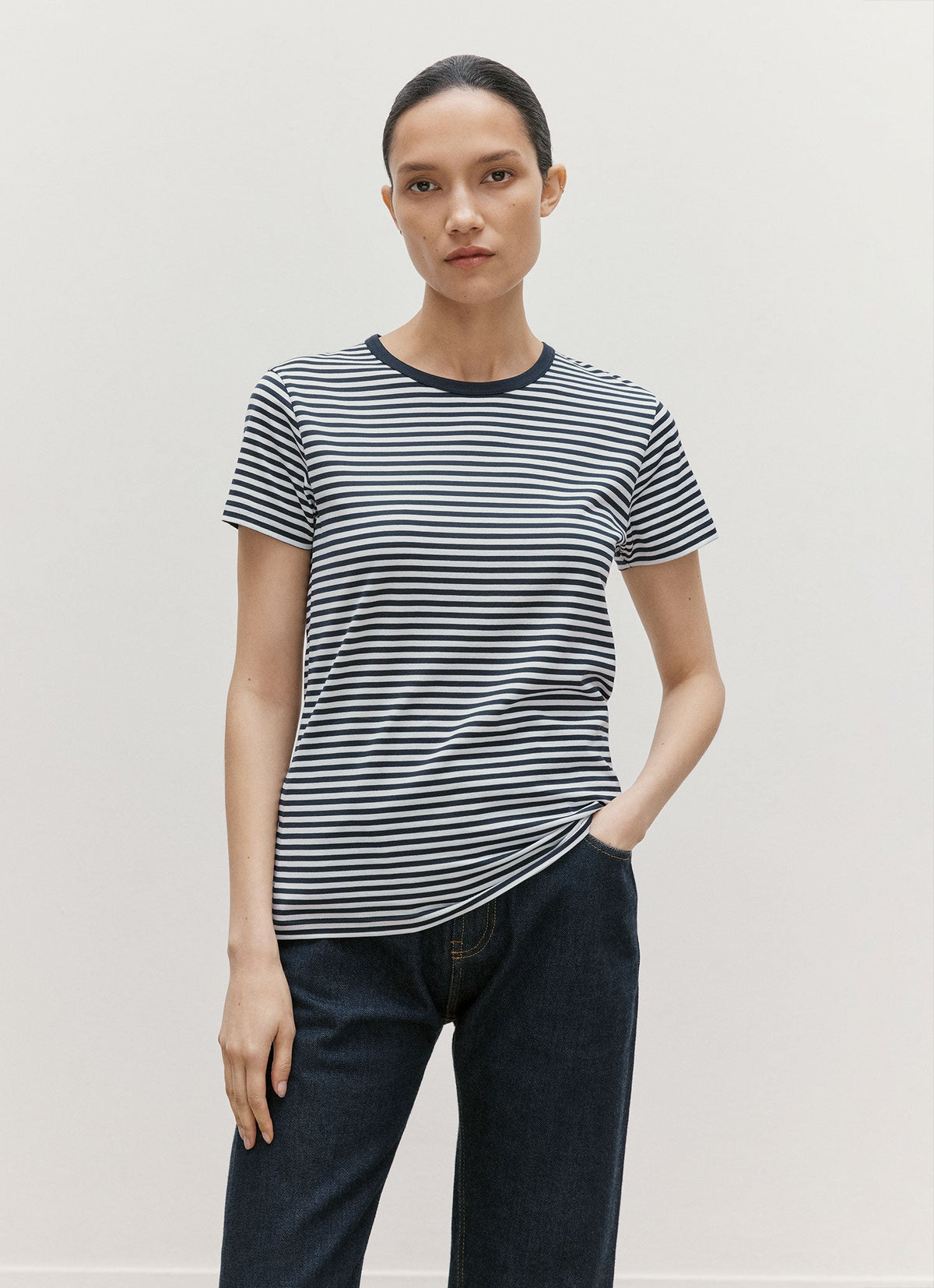 Women's Classic T-shirt in Navy/White English Stripe