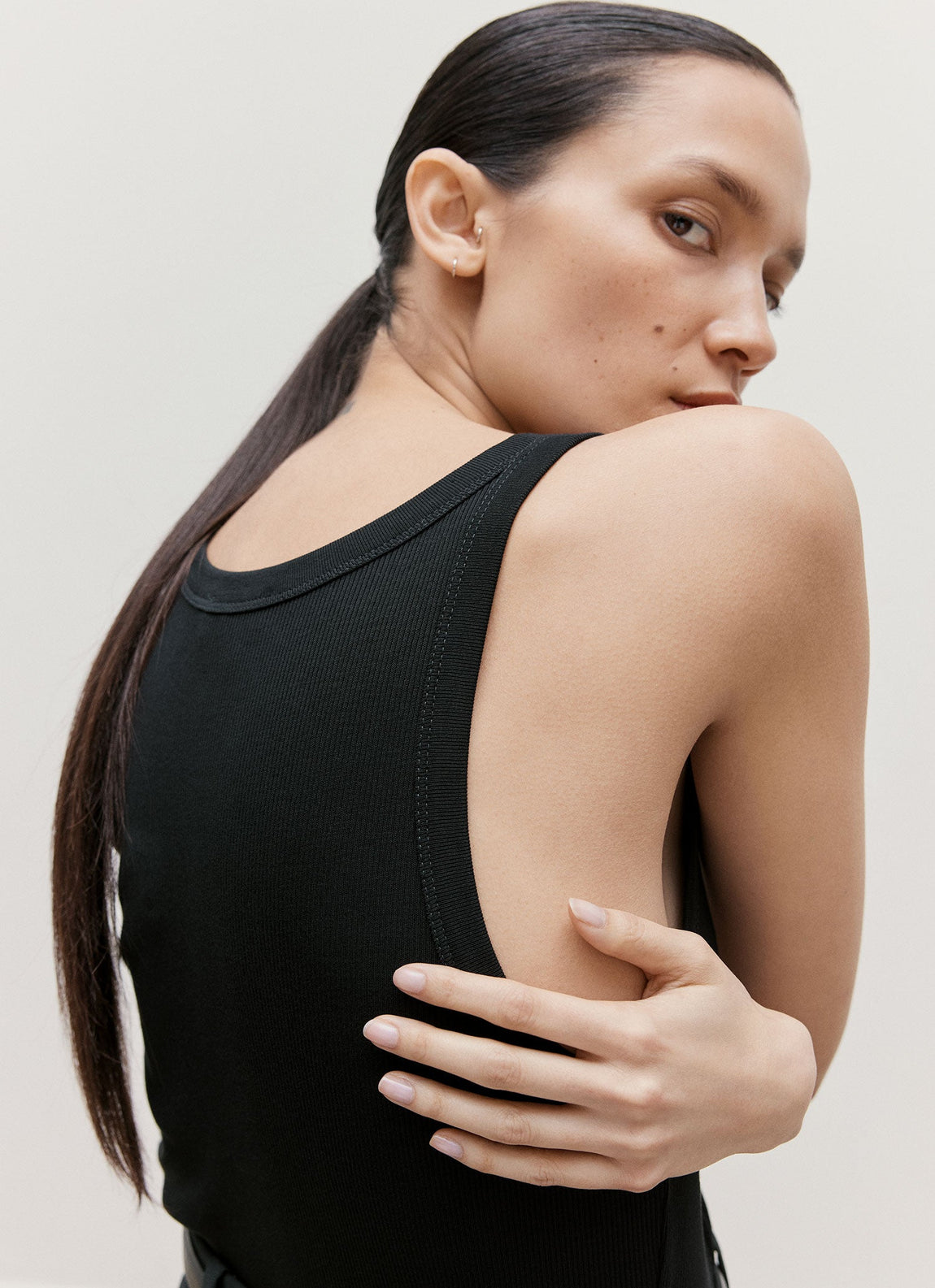 Women's Ribbed Tank Top in Black